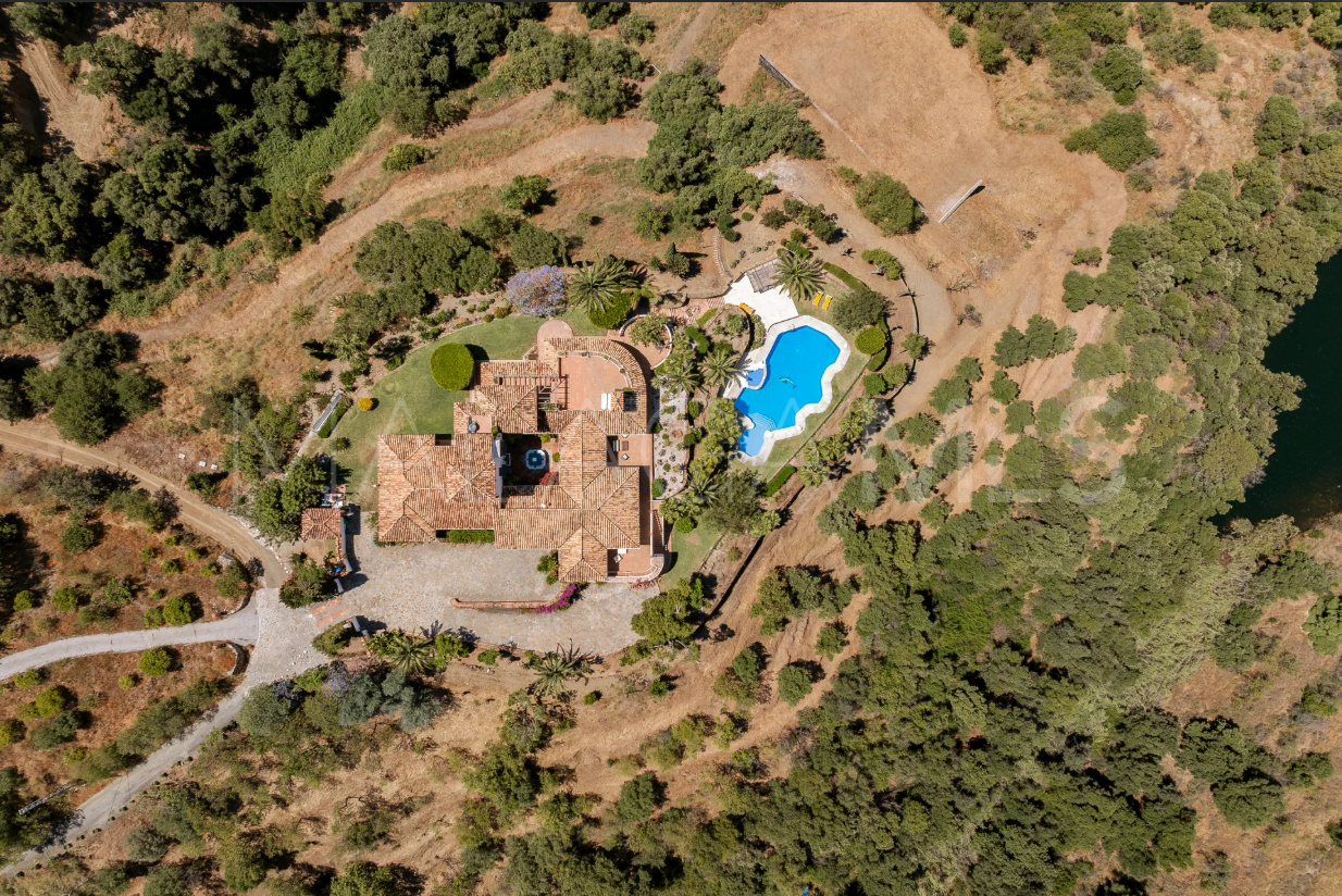 Villa for sale in Istan