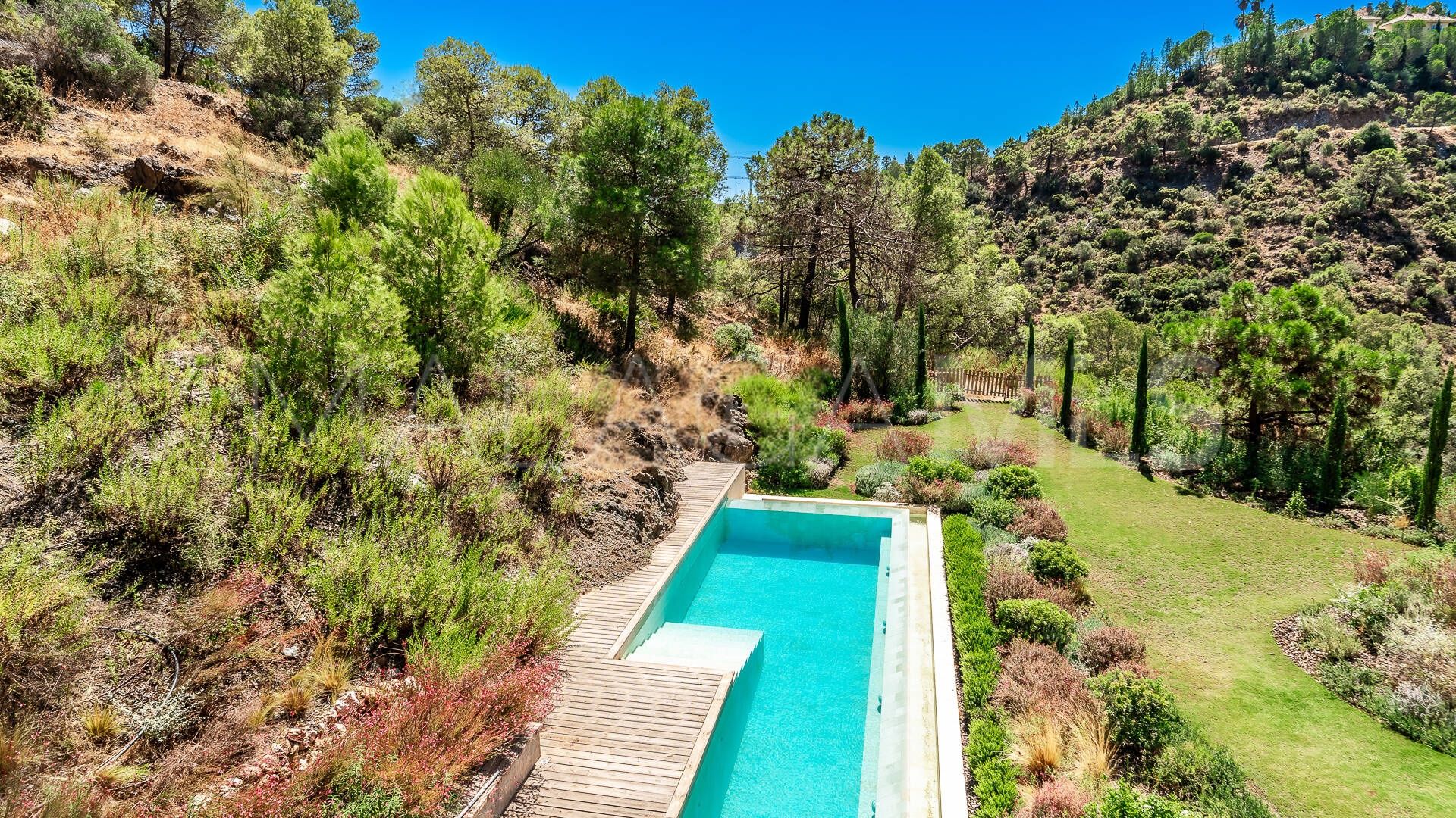 Villa for sale in El Madroñal