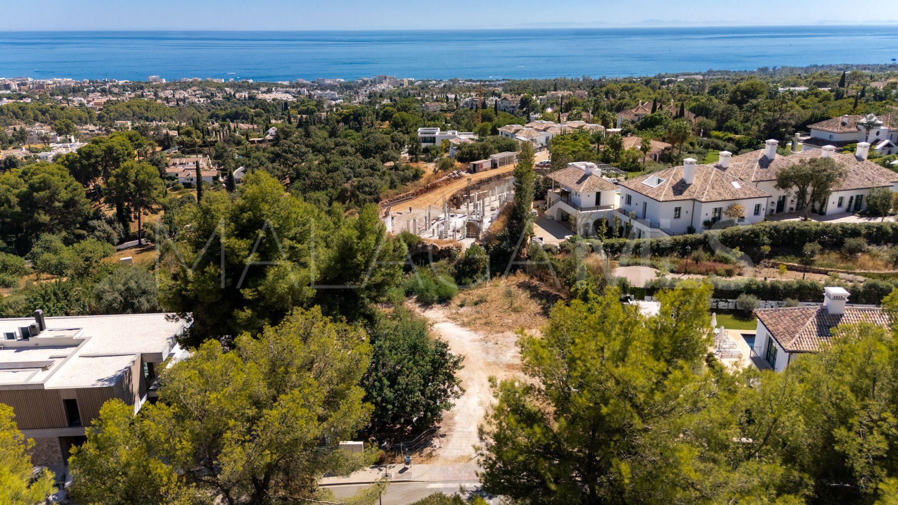 Terrain for sale in Cascada de Camojan