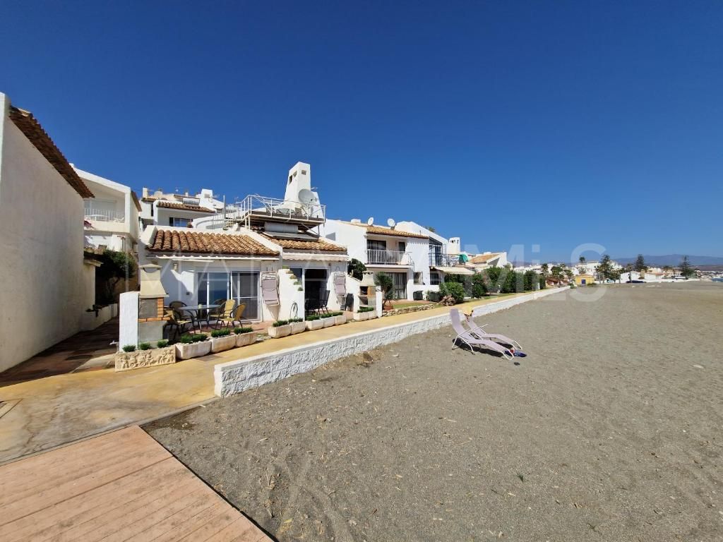 Villa for sale in Bahia Dorada