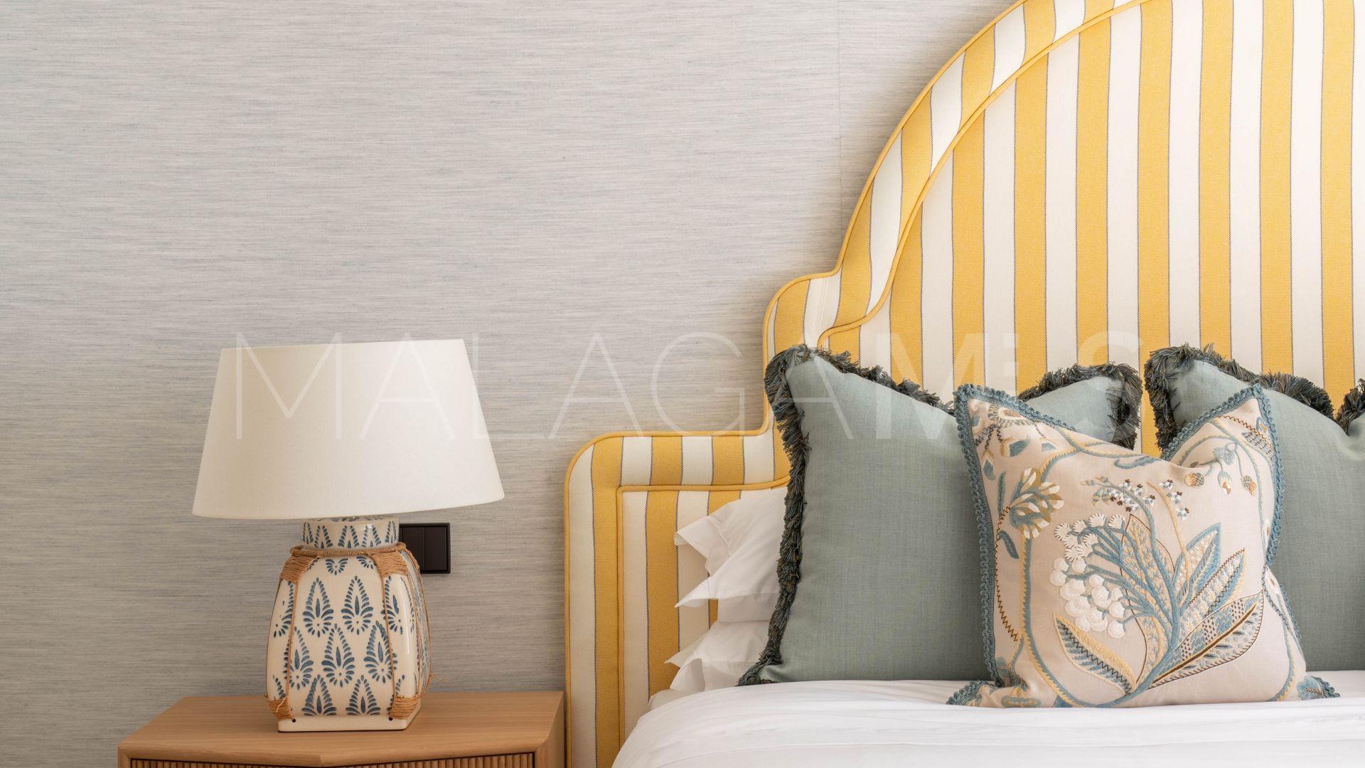 Se vende pareado in El Oasis Club de 3 bedrooms