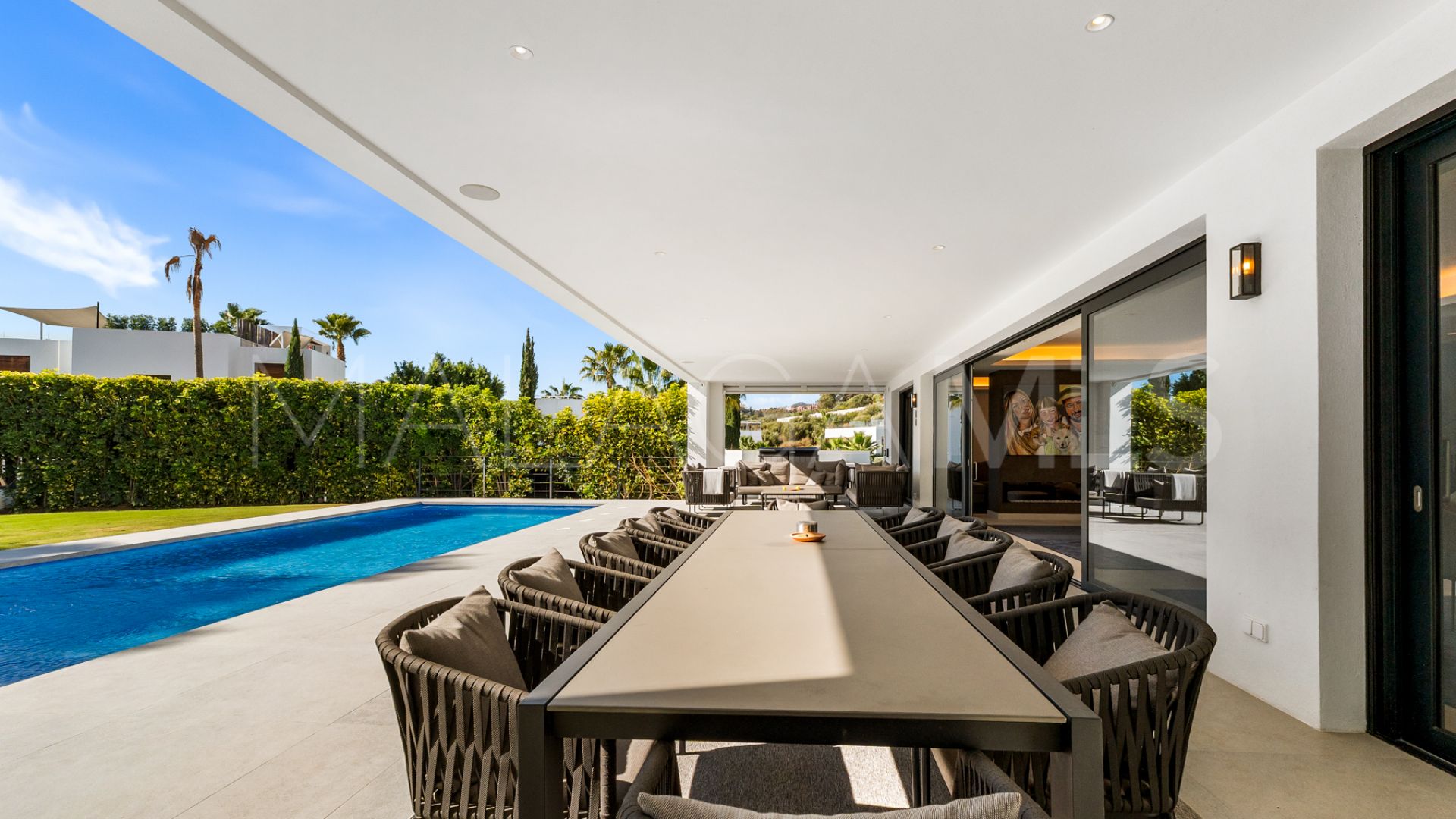 For sale Los Olivos villa with 7 bedrooms