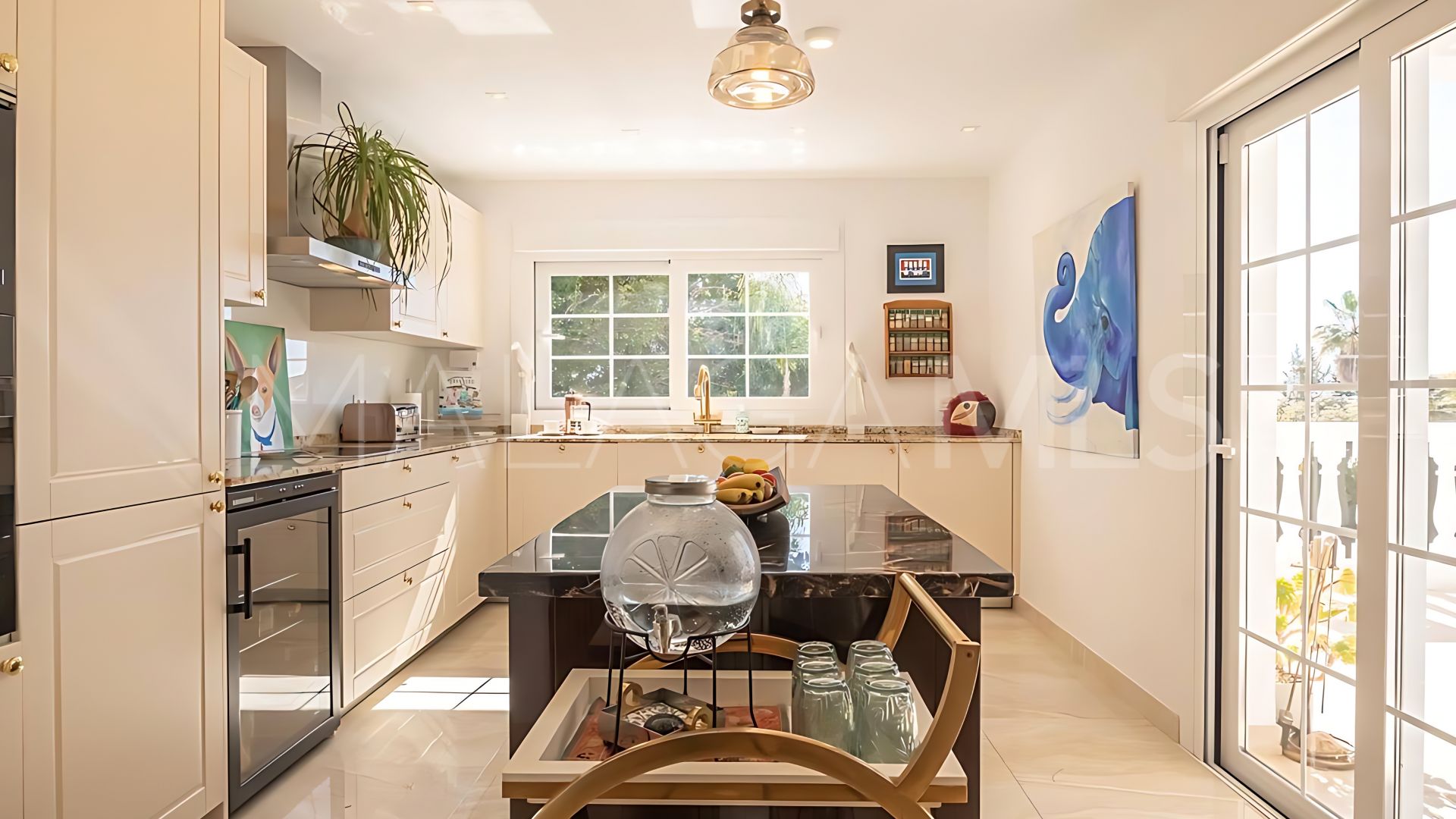 Villa for sale in Paraiso Alto