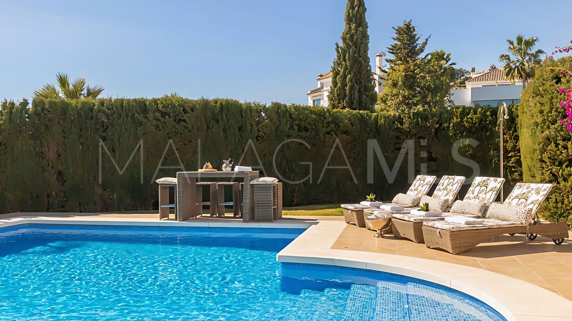 Villa for sale in Paraiso Alto