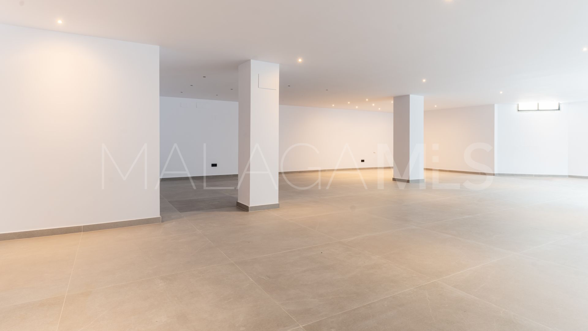 Villa for sale in Atalaya Golf