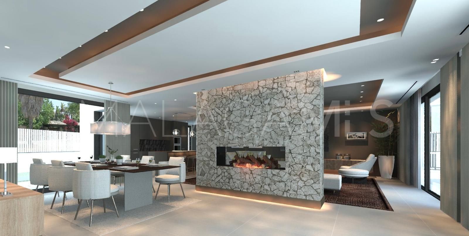 Villa for sale in Guadalmina Baja with 4 bedrooms