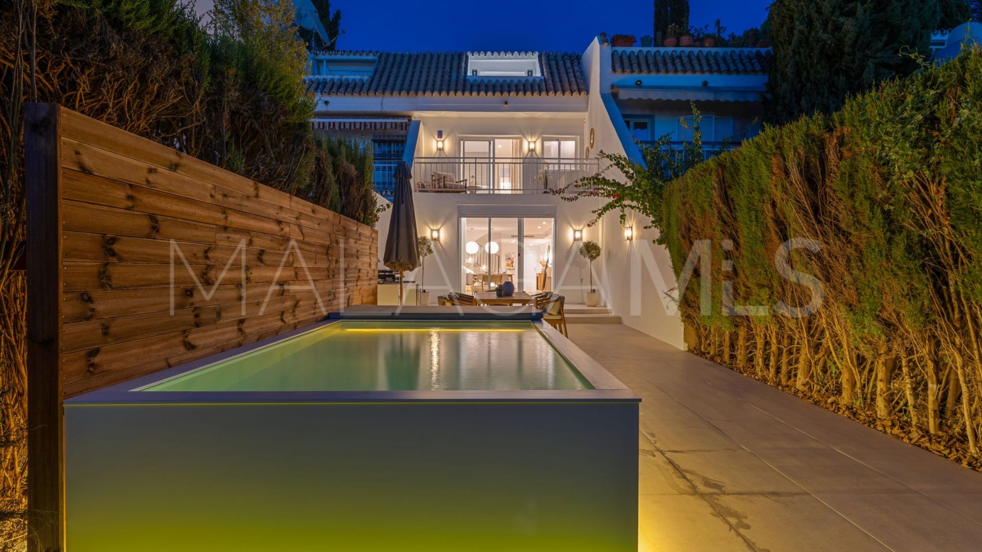 Maison de ville for sale in Nagüeles