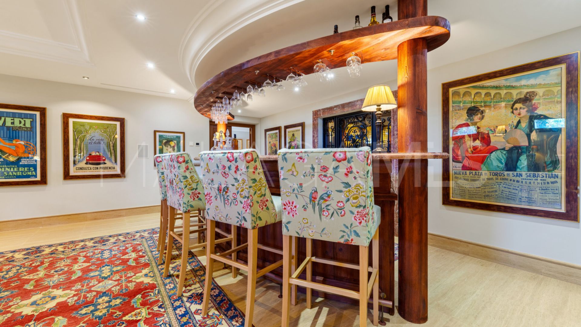 Villa for sale in Las Lomas del Marbella Club