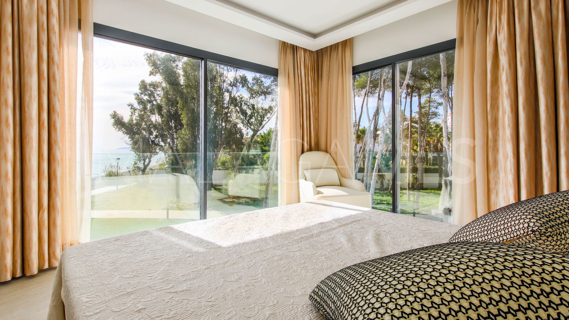 Radhus for sale in Estepona