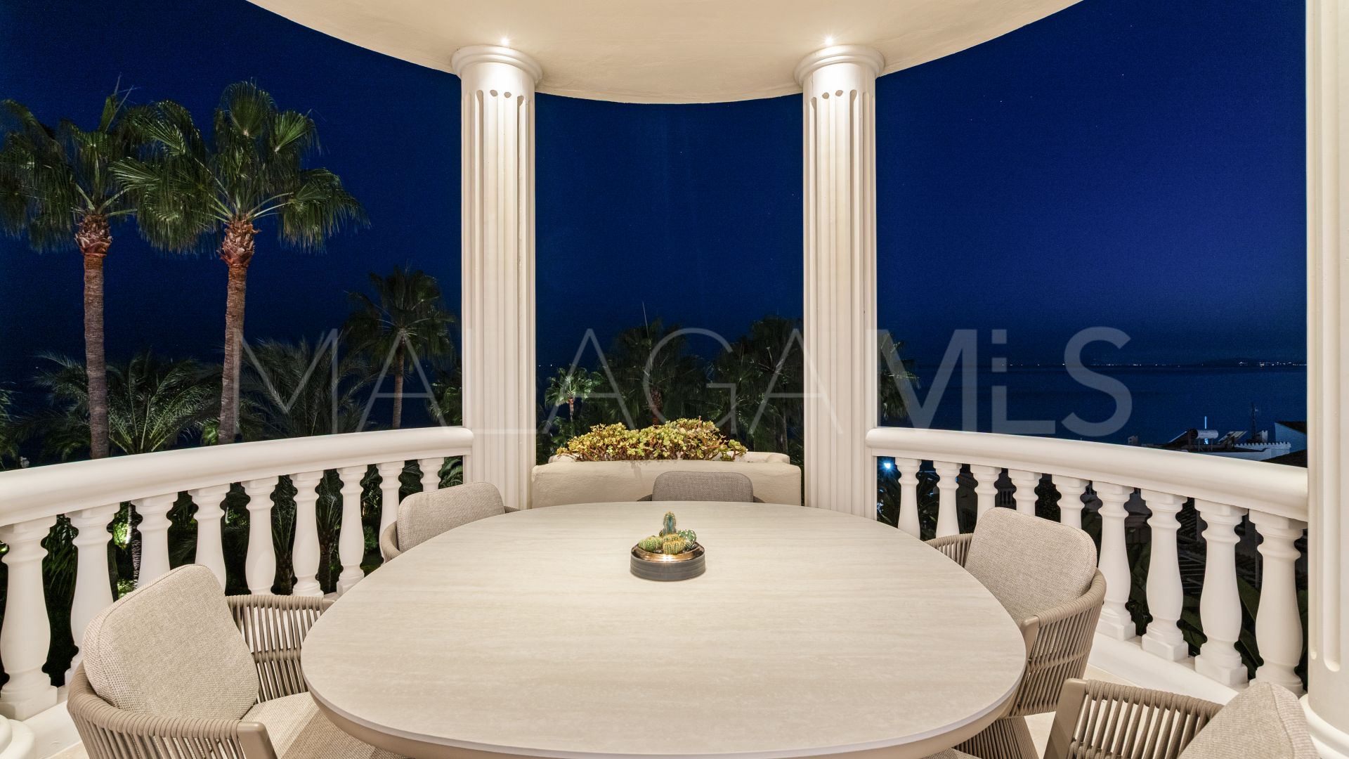 Appartement for sale in Estepona Est
