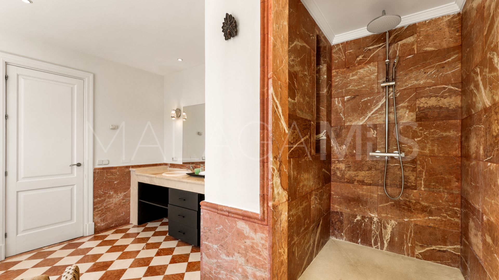 Villa for sale in Finca La Judía