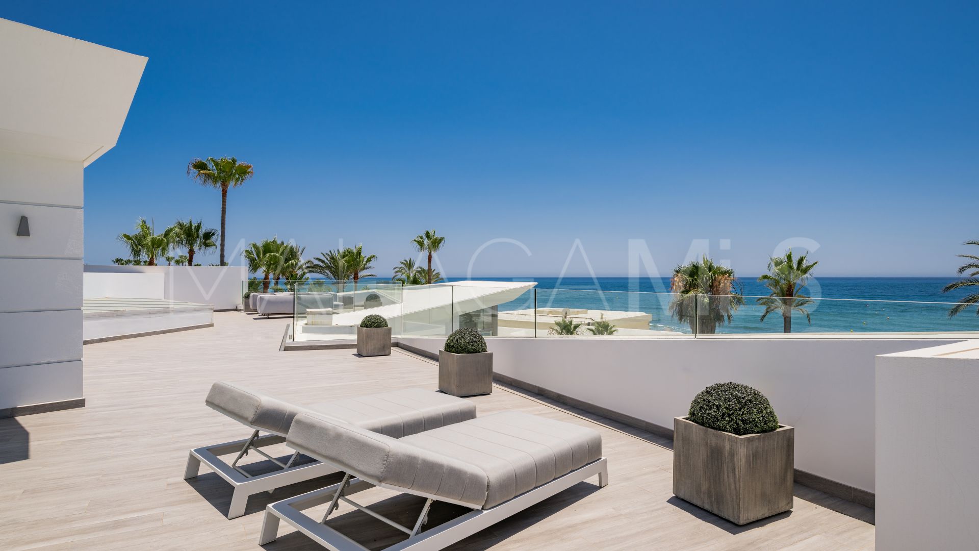6 bedrooms villa in Los Monteros Playa for sale