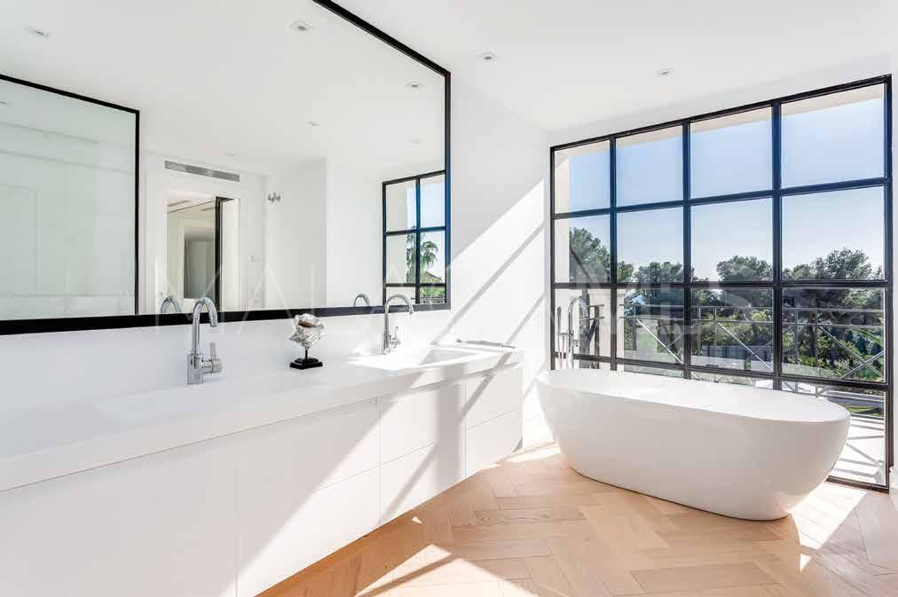 Villa for sale in Sierra Blanca