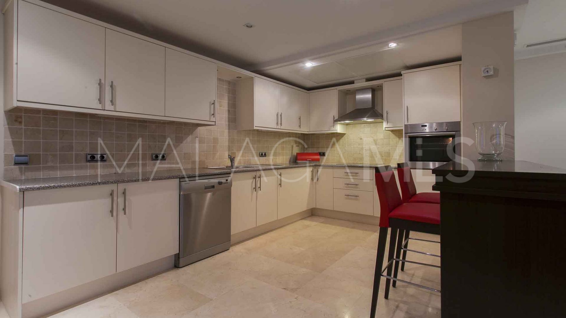 Villa for sale in Golden Mile