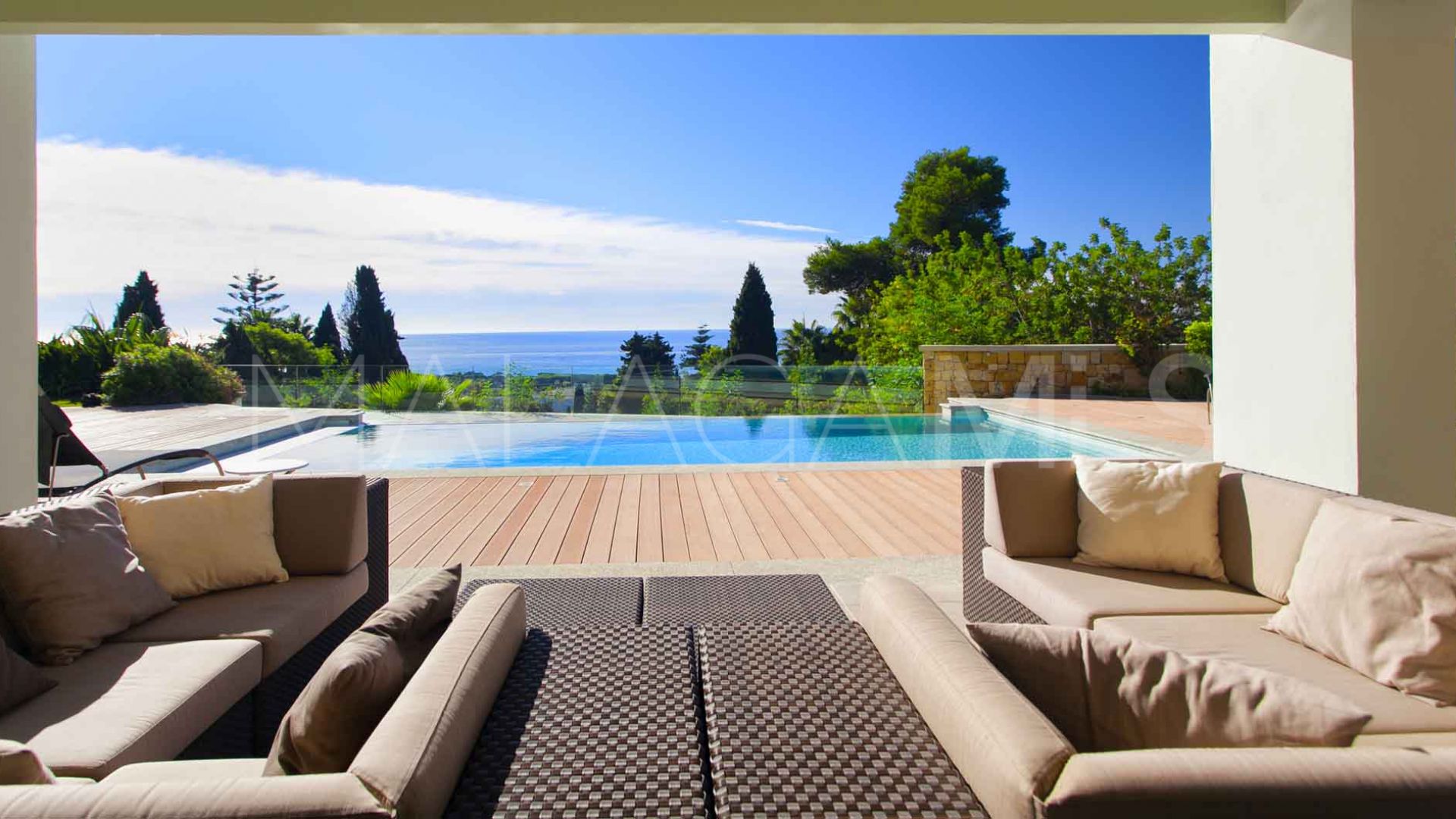 Villa for sale in Golden Mile