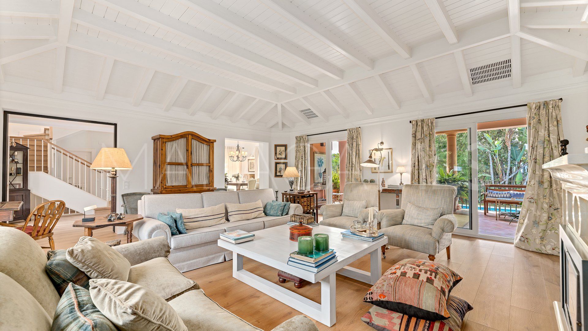 Villa for sale in Altos de Puente Romano