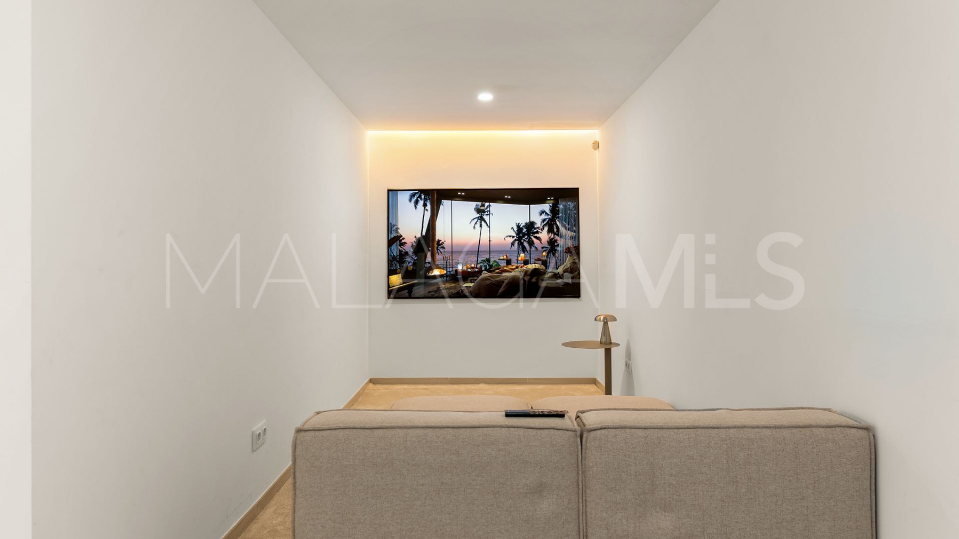 Villa for sale in Marbella - Puerto Banus
