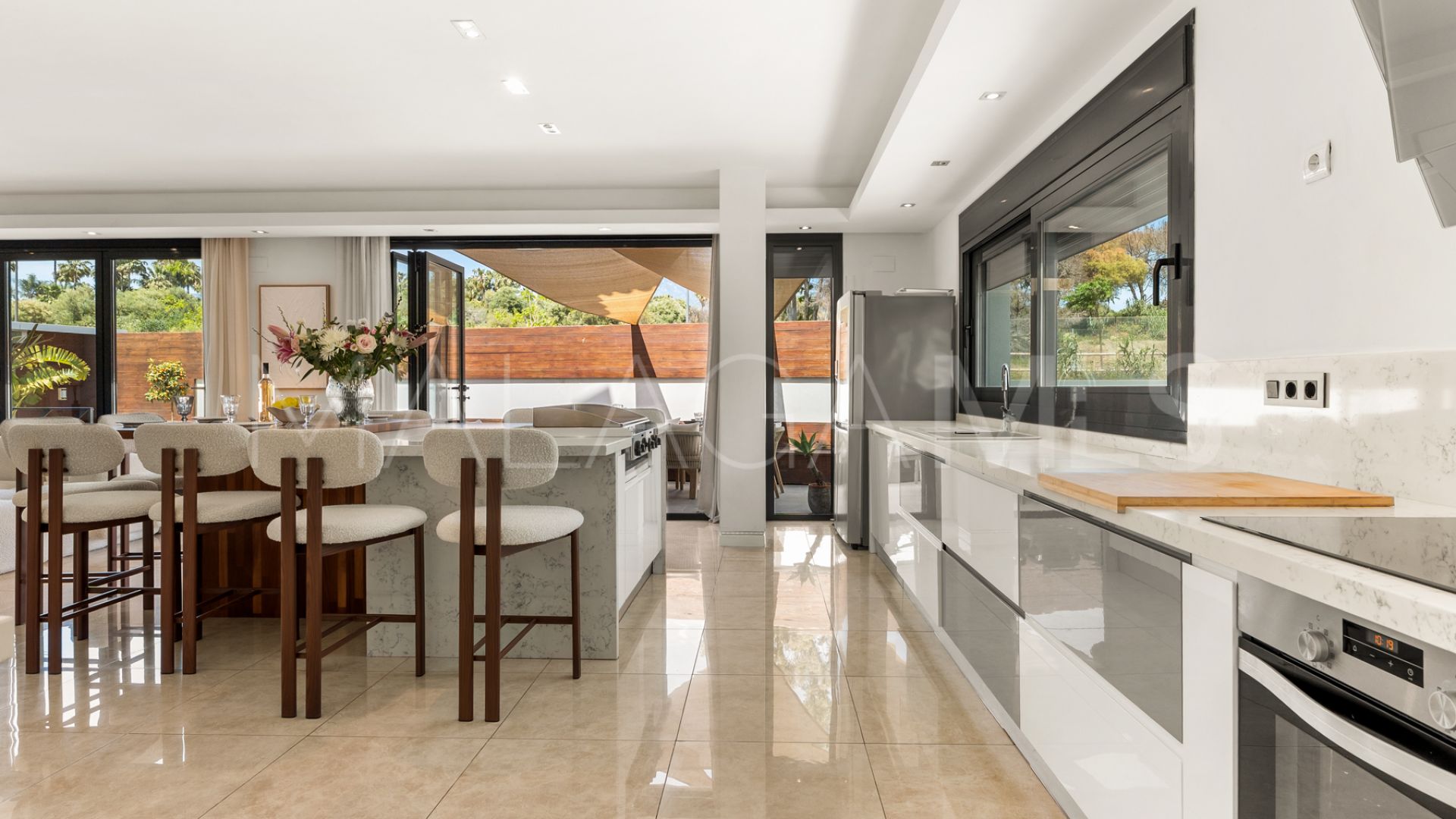 Villa for sale in Marbella - Puerto Banus