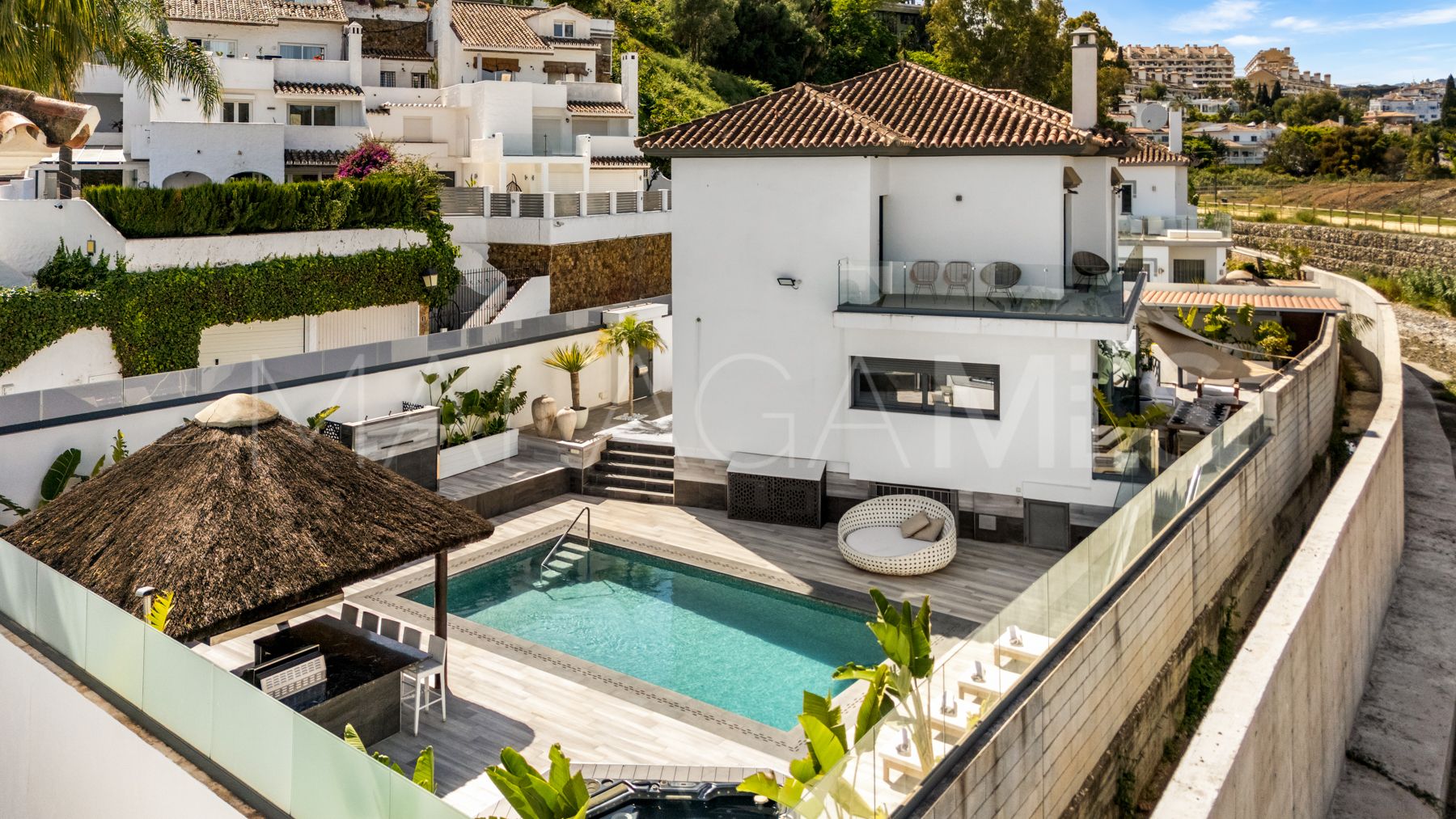 Villa for sale in Marbella - Puerto Banus
