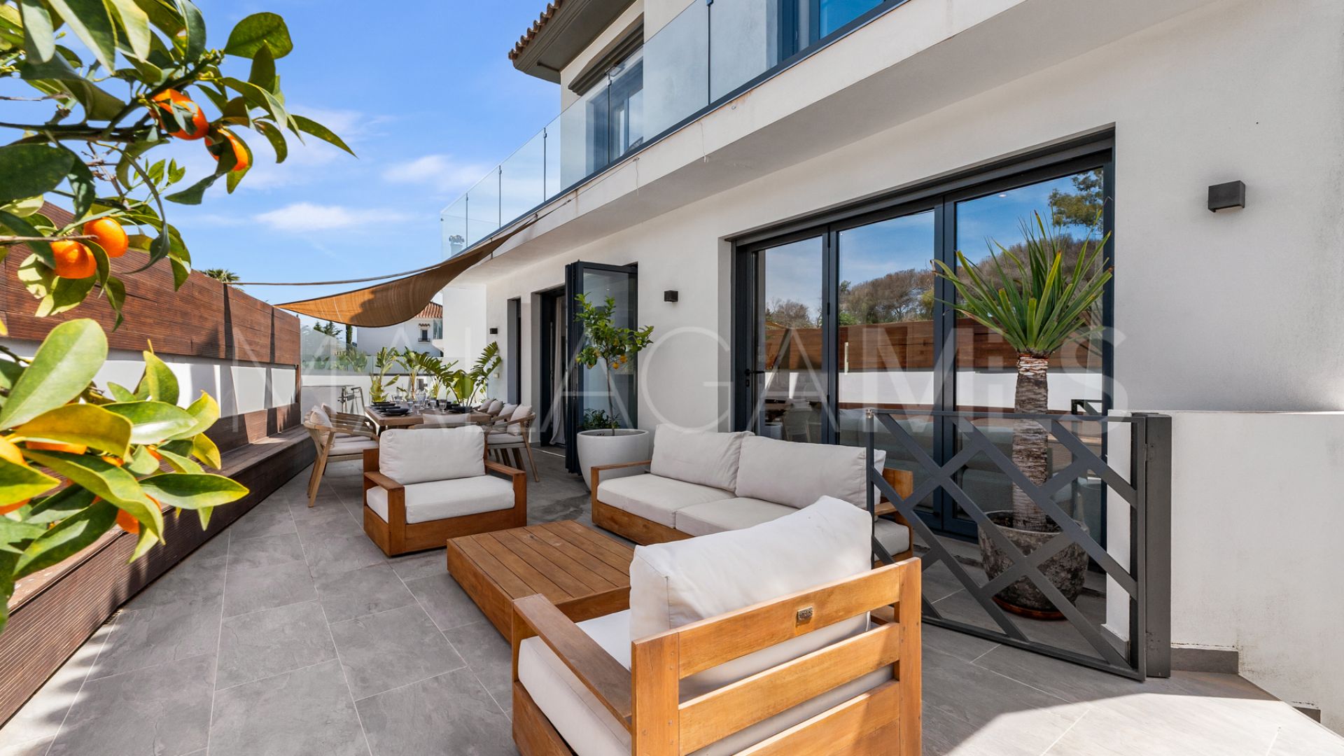 Villa for sale in Marbella - Puerto Banus