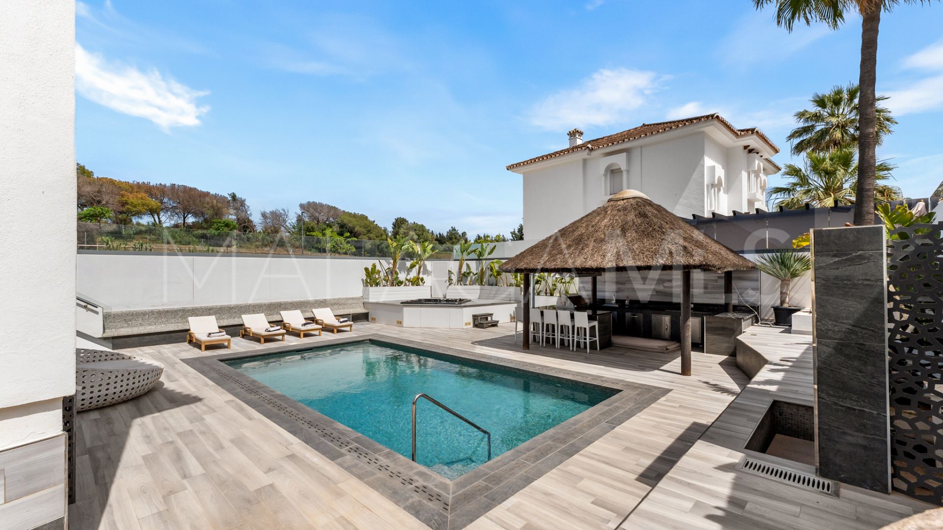 Villa for sale in Marbella - Puerto Banus