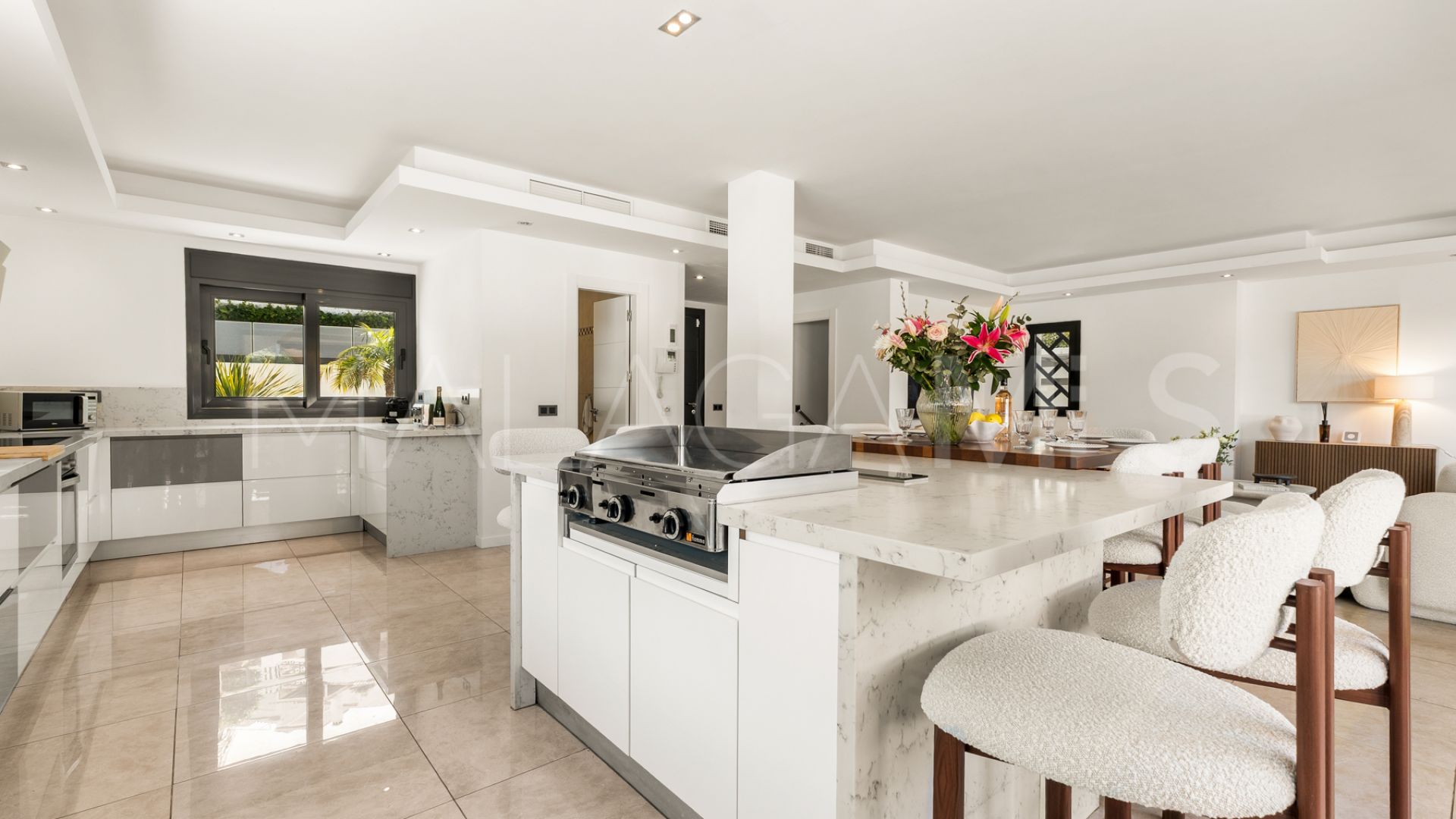 Villa for sale in Marbella - Puerto Banus
