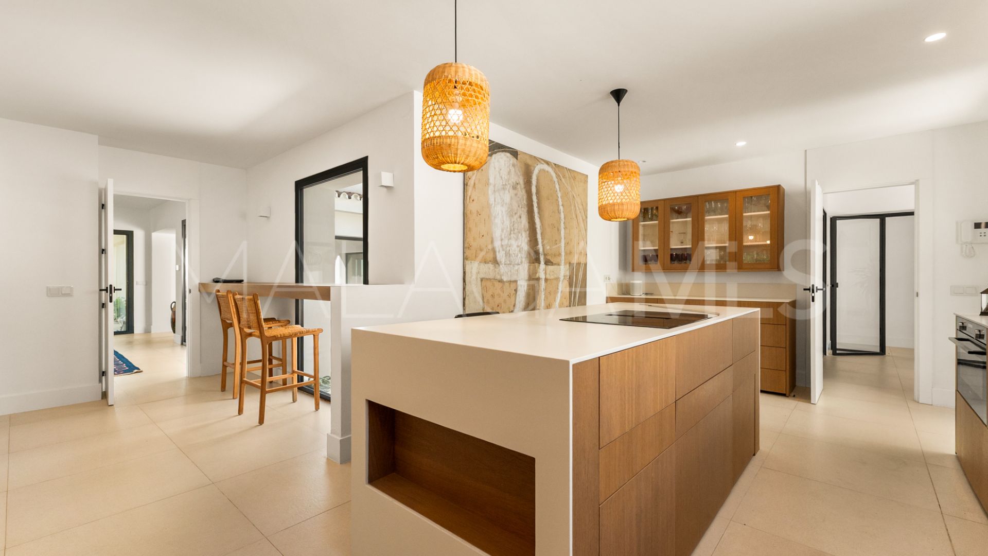 Villa for sale in Guadalmina Baja