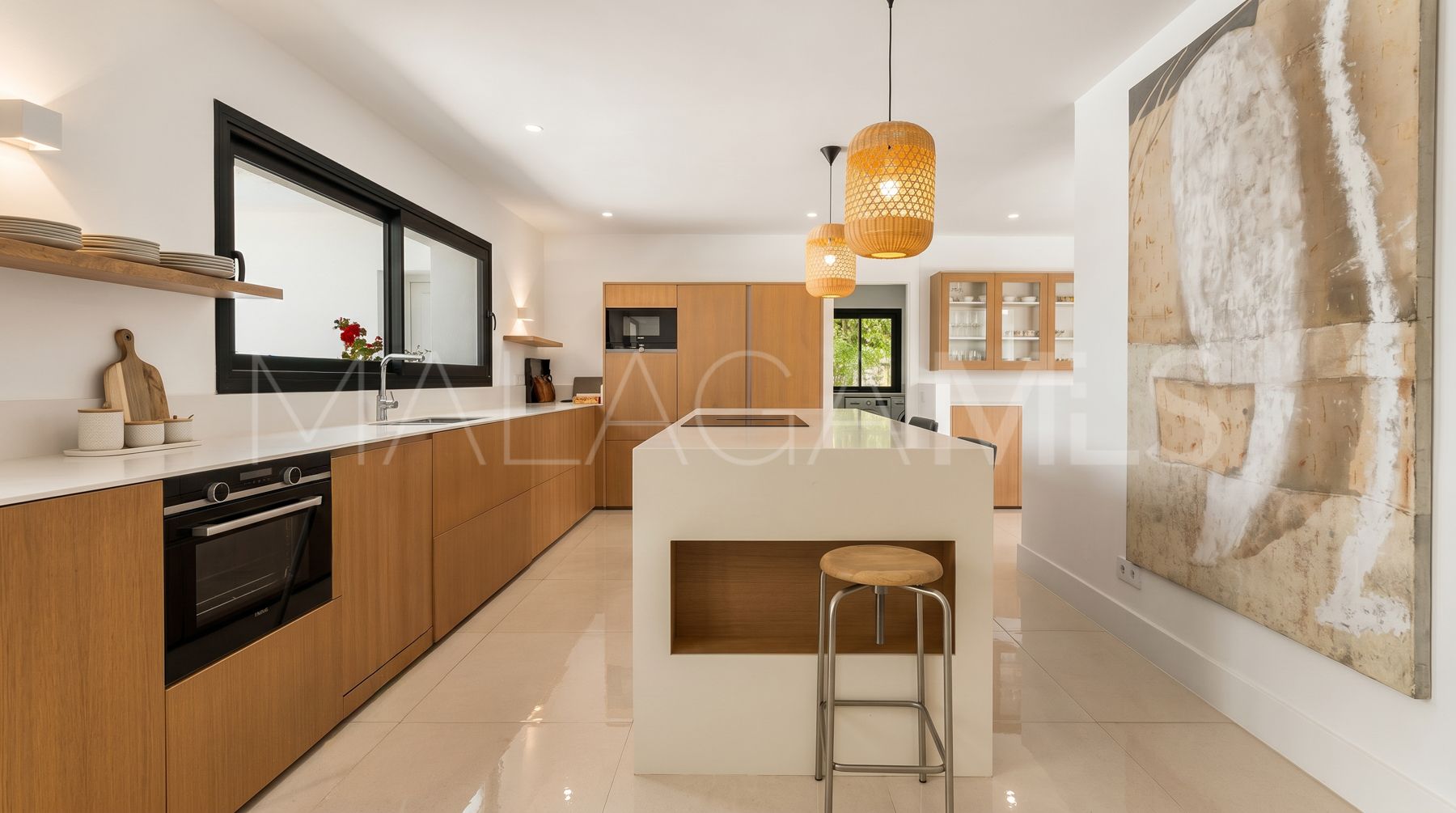 Villa for sale in Guadalmina Baja