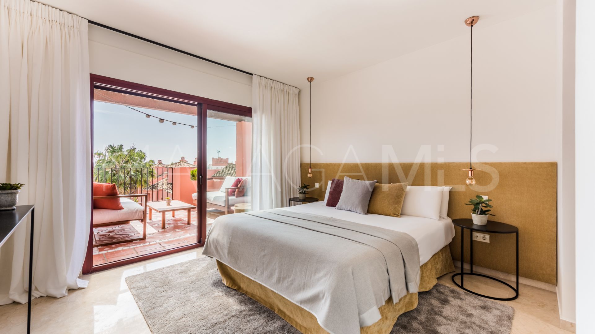 Zweistöckiges penthouse for sale in Alicate Playa