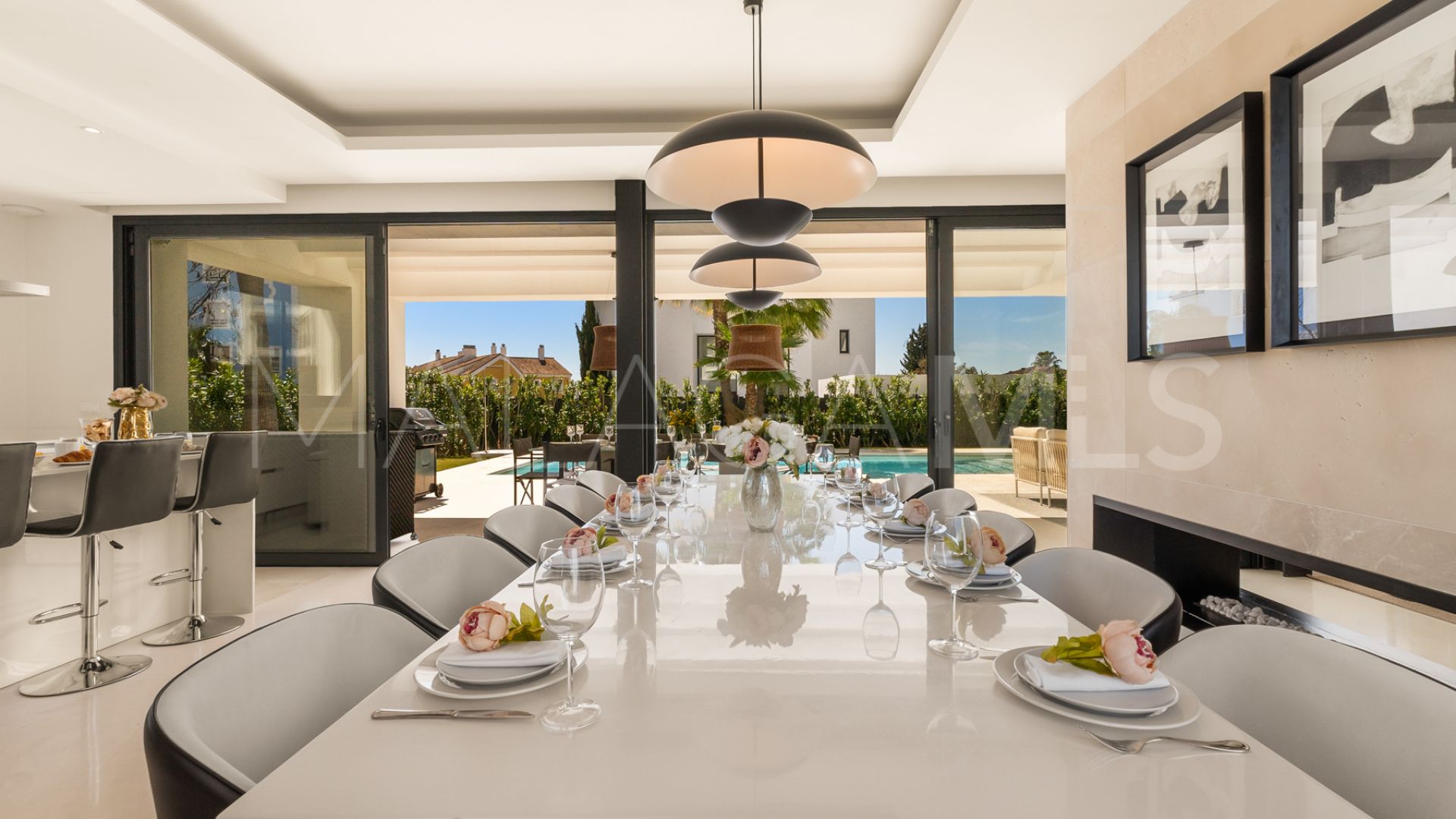 Villa for sale in El Paraiso with 4 bedrooms