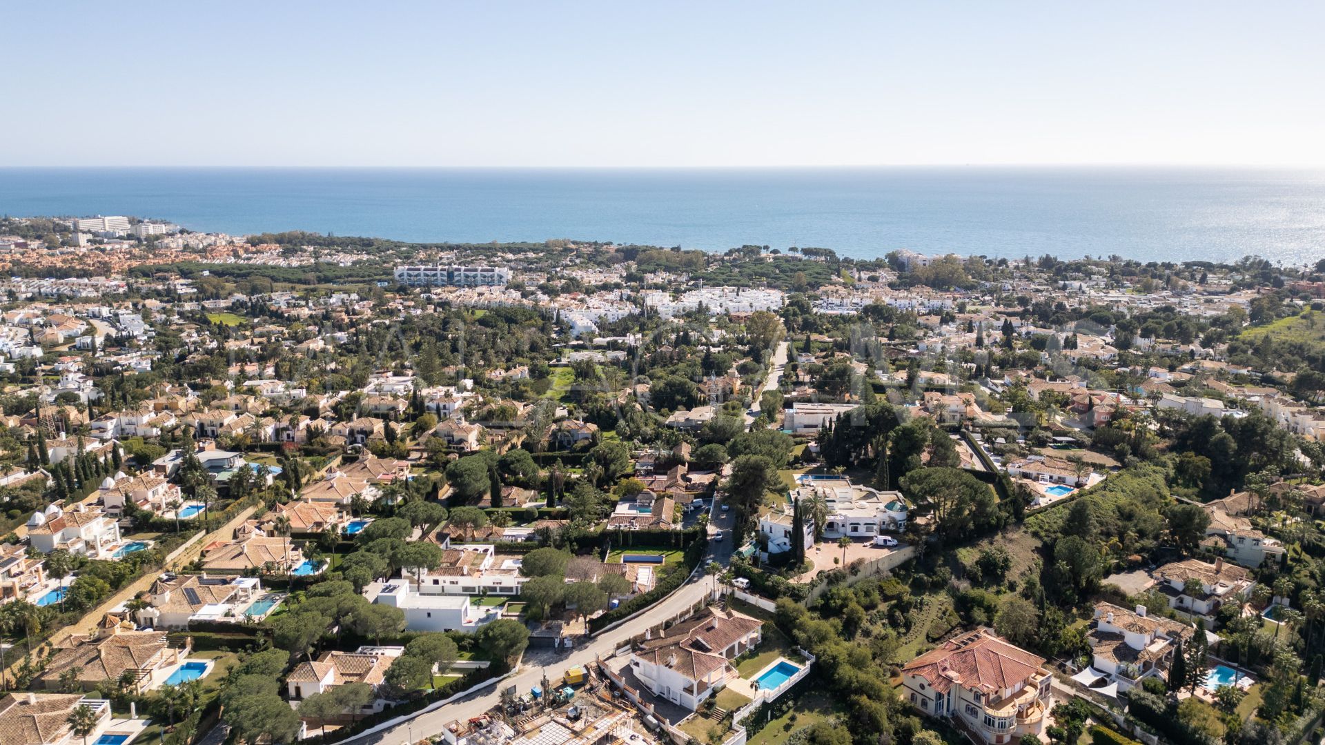 Villa for sale in El Paraiso