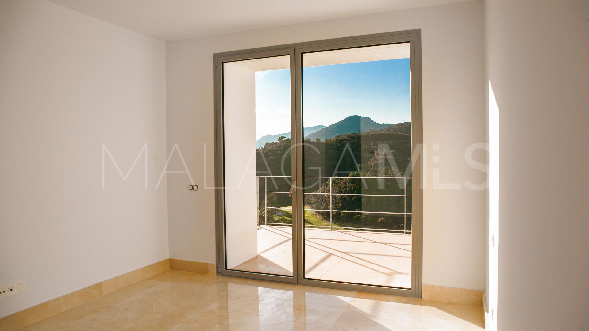 Villa for sale in Los Arqueros