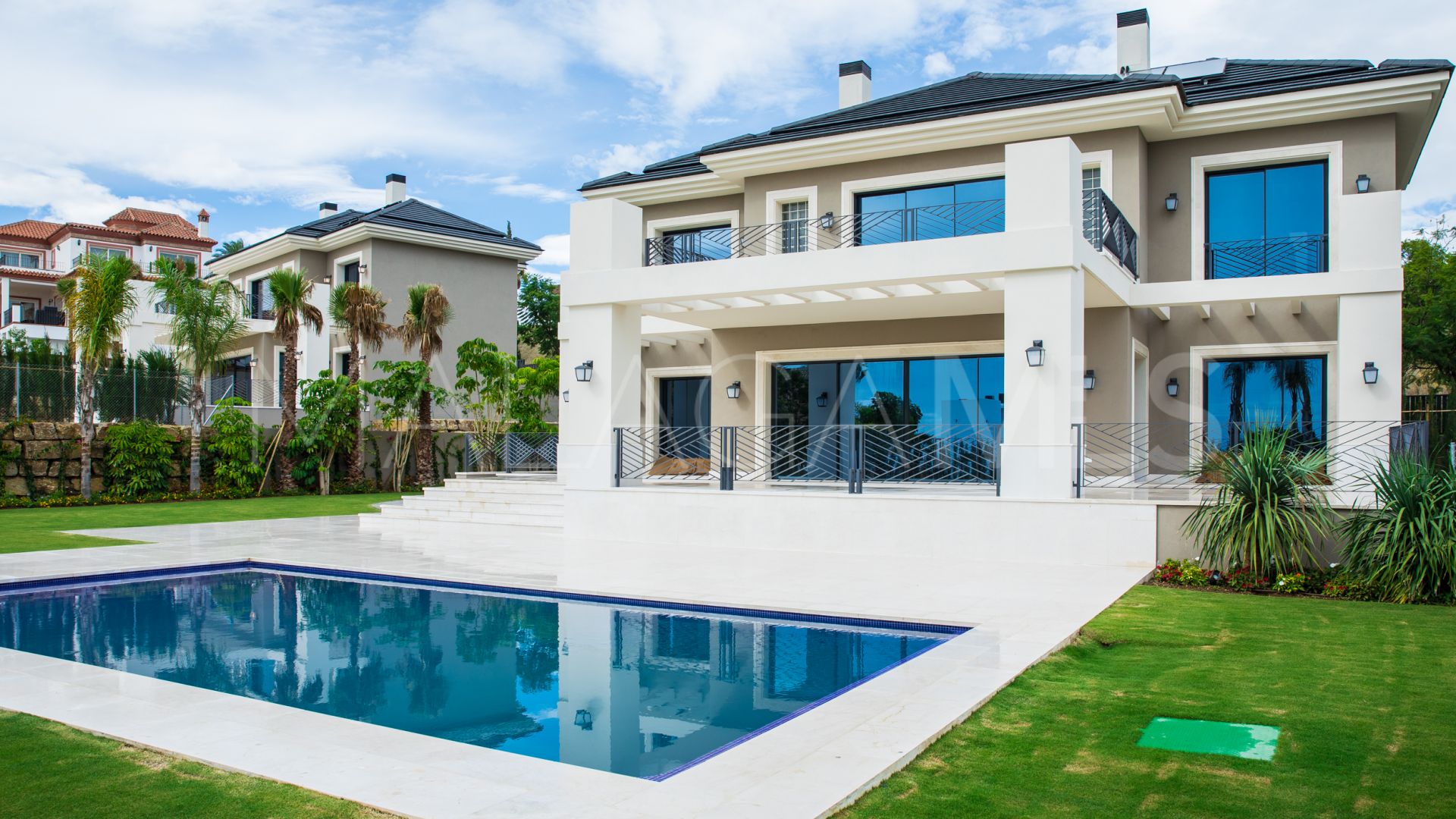 Villa for sale in Los Flamingos