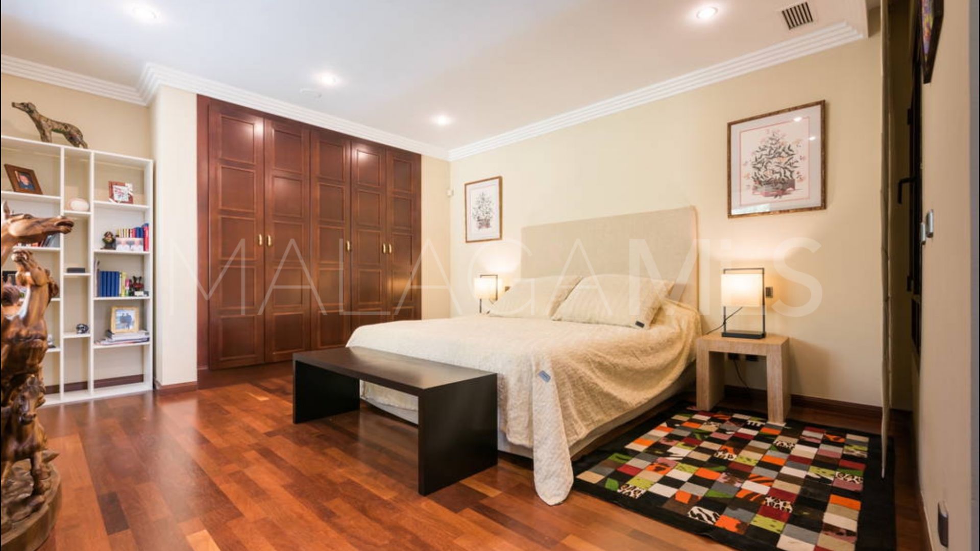 Bungalow for sale in Bahia de Banus