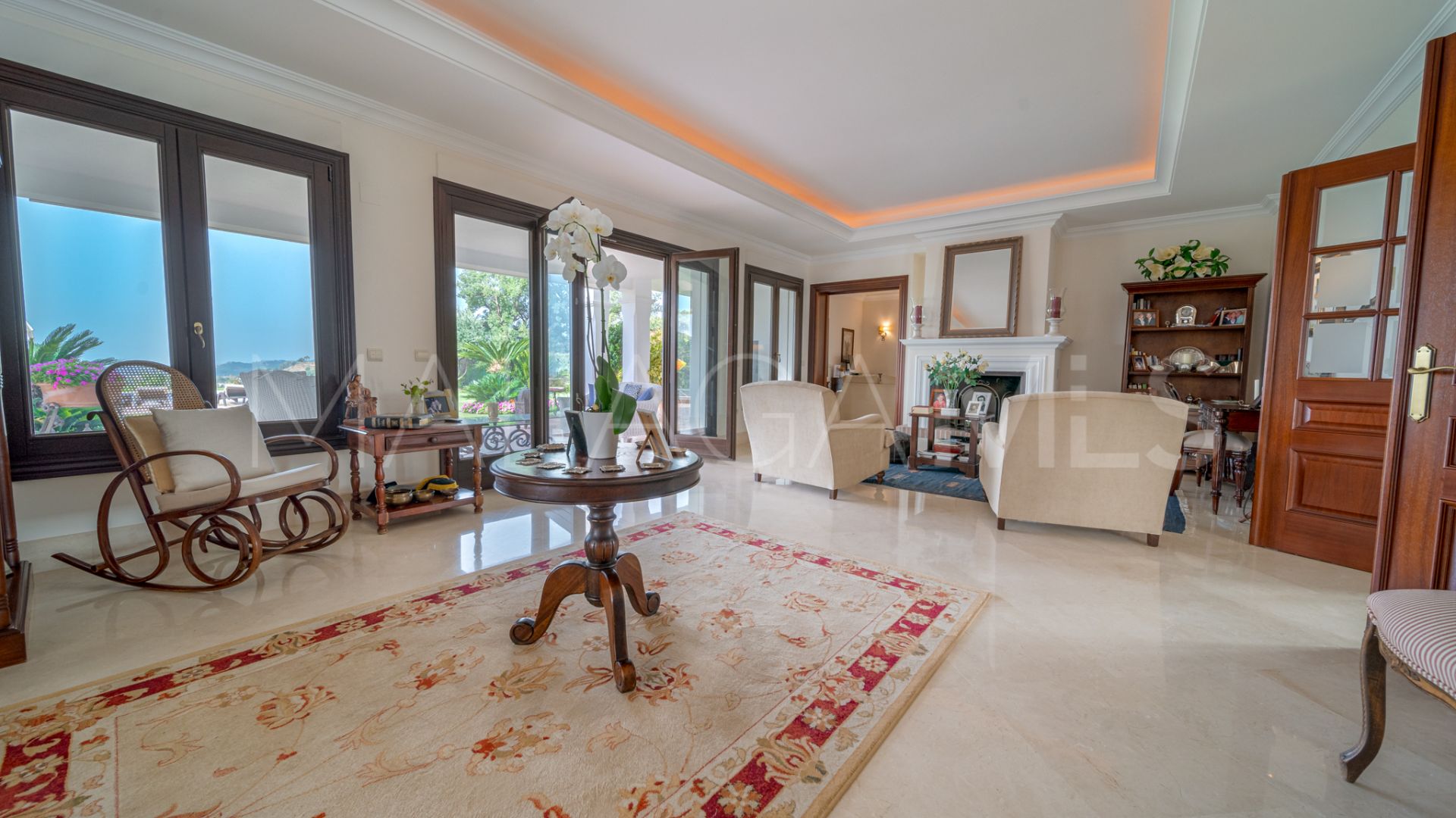 For sale 5 bedrooms villa in Marbella Club Golf Resort