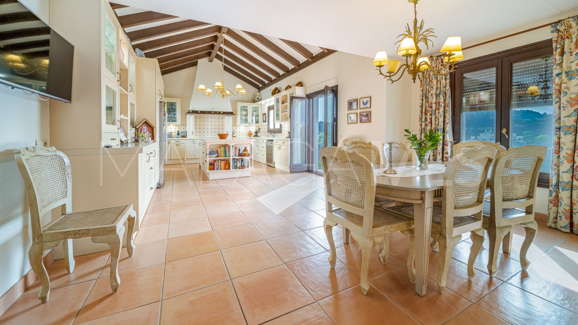 For sale 5 bedrooms villa in Marbella Club Golf Resort