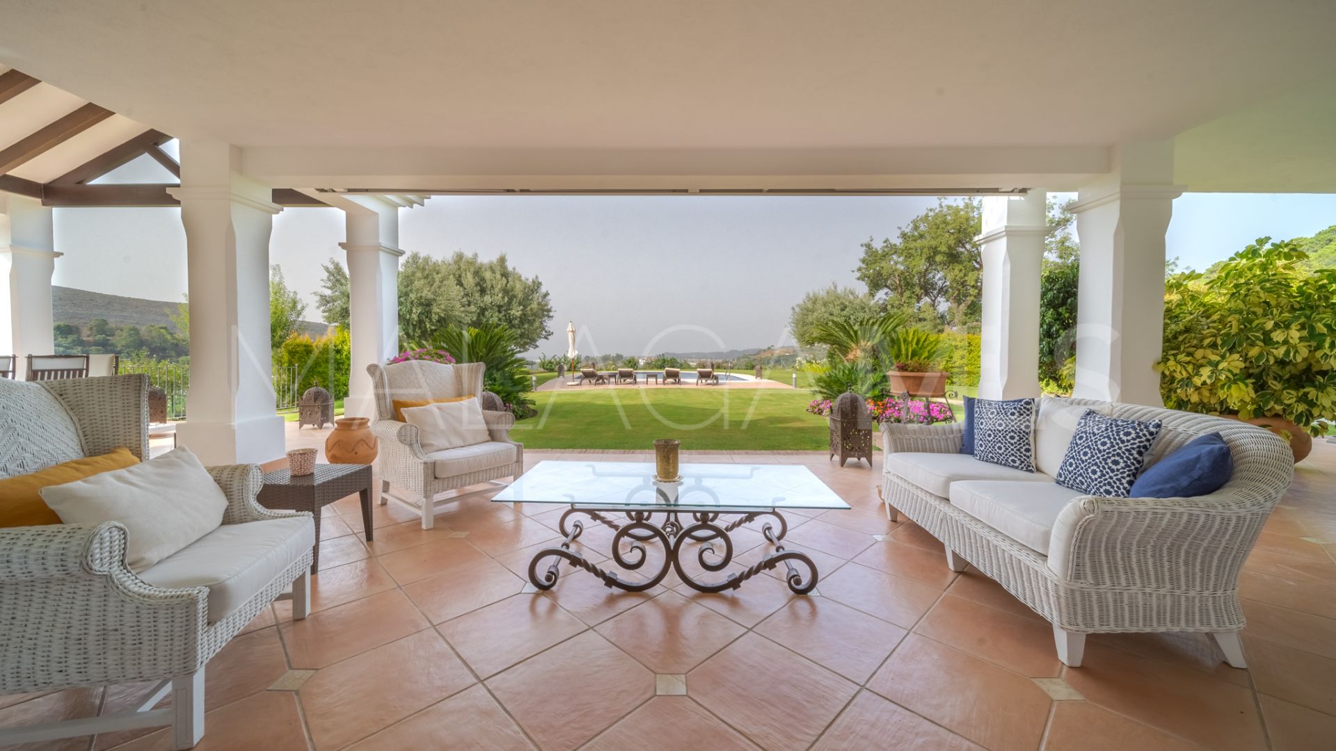 For sale 5 bedrooms villa in Marbella Club Golf Resort