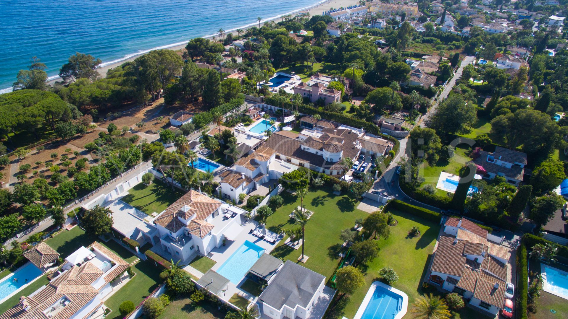 Buy villa in Benamara