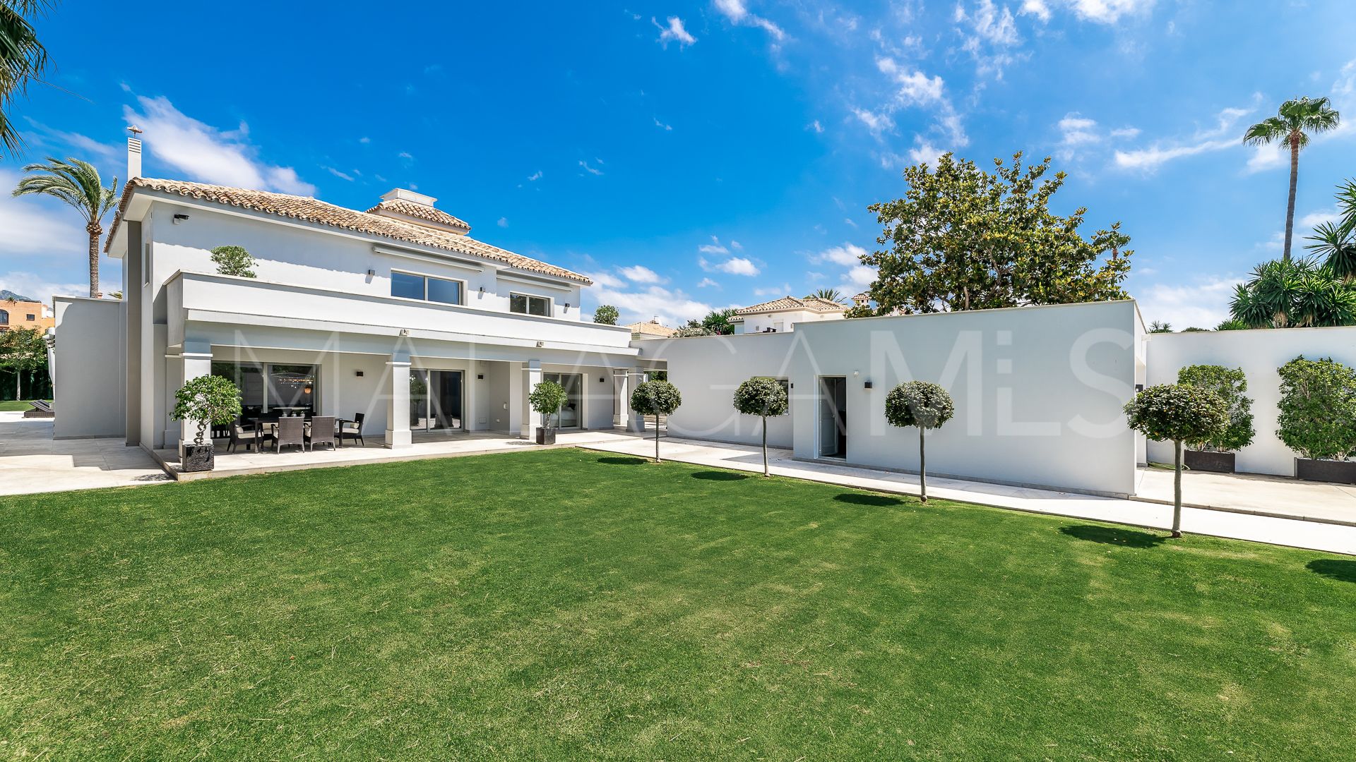 Buy villa in Benamara