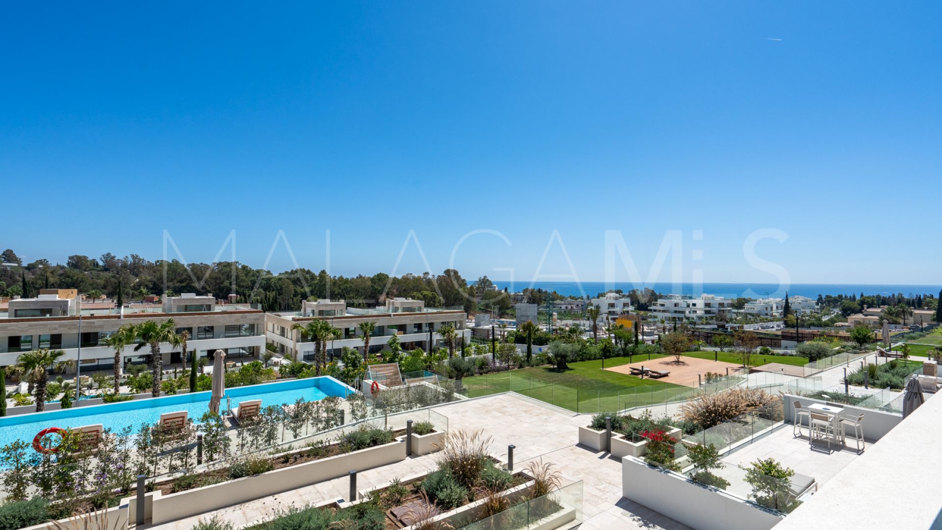 Tvåvånings takvåning for sale in Marbella Golden Mile