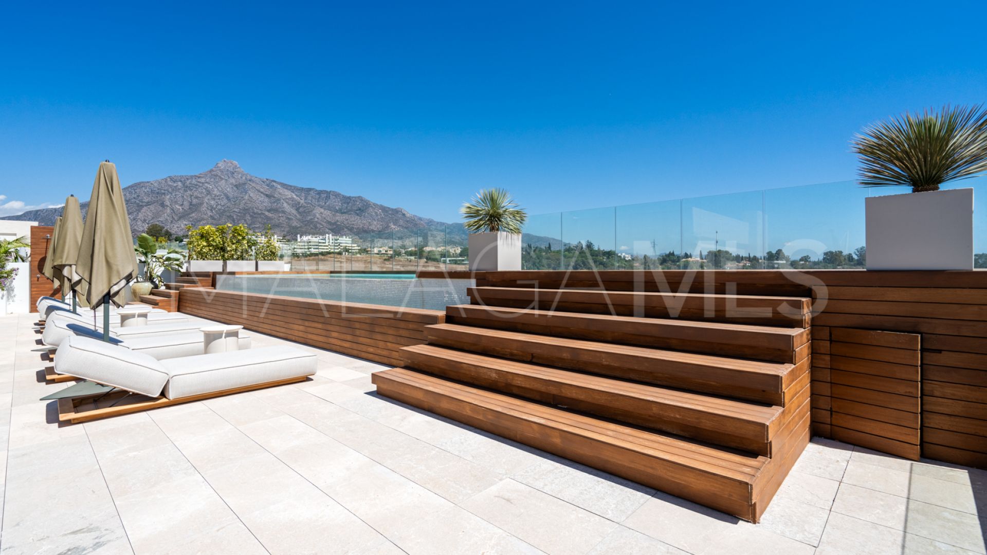 Tvåvånings takvåning for sale in Marbella Golden Mile