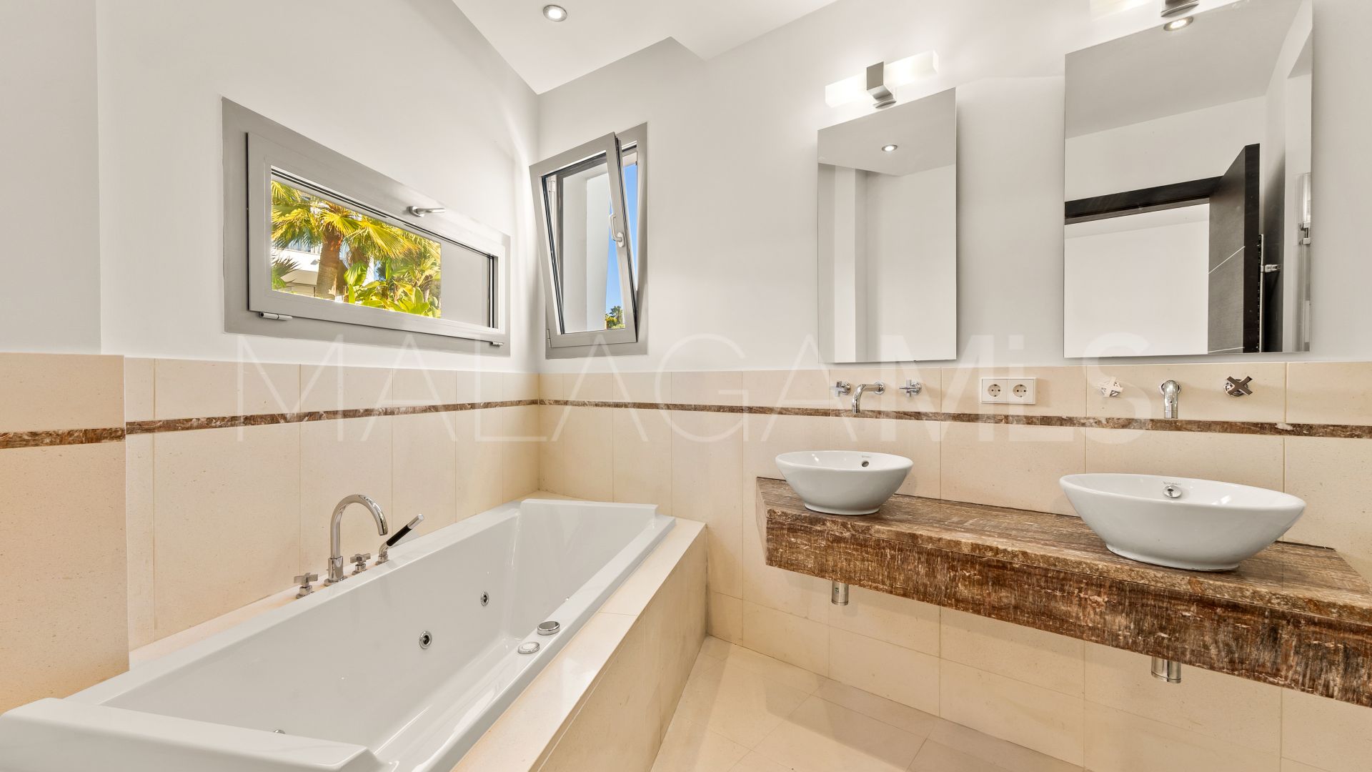 Reihenhaus for sale in Sierra Blanca