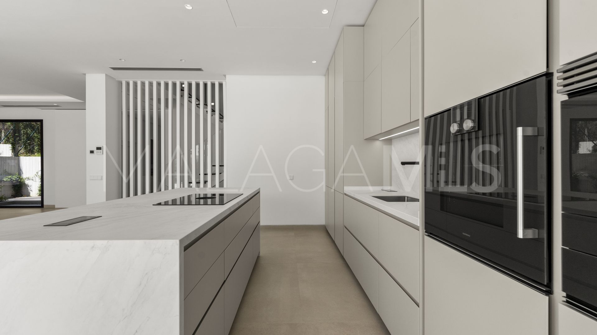 Villa for sale in Marbella Golden Mile