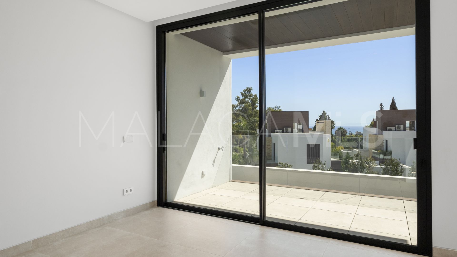 Villa for sale in Marbella Golden Mile