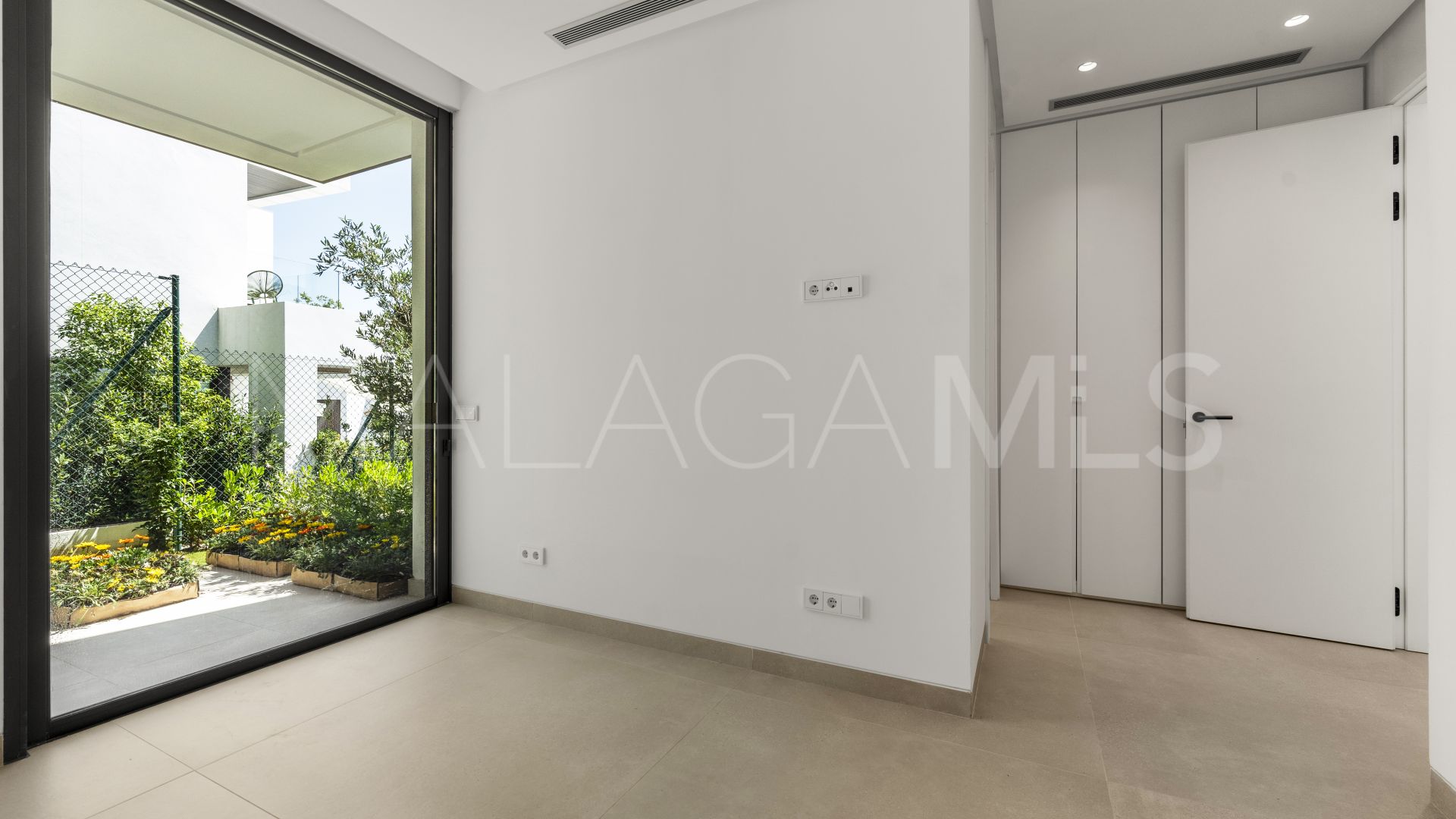 Villa for sale in Marbella Golden Mile