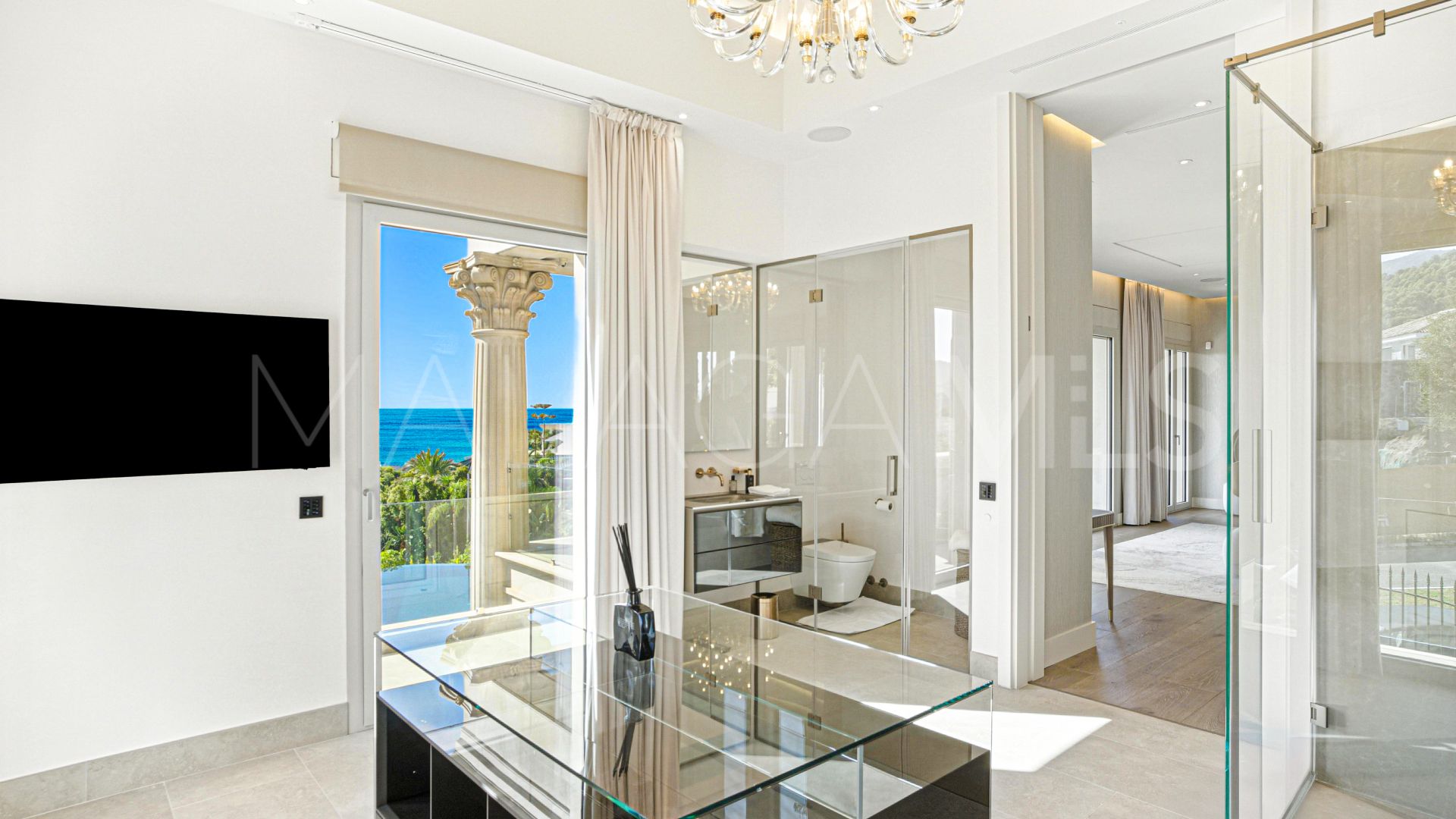 Villa for sale in Sierra Blanca