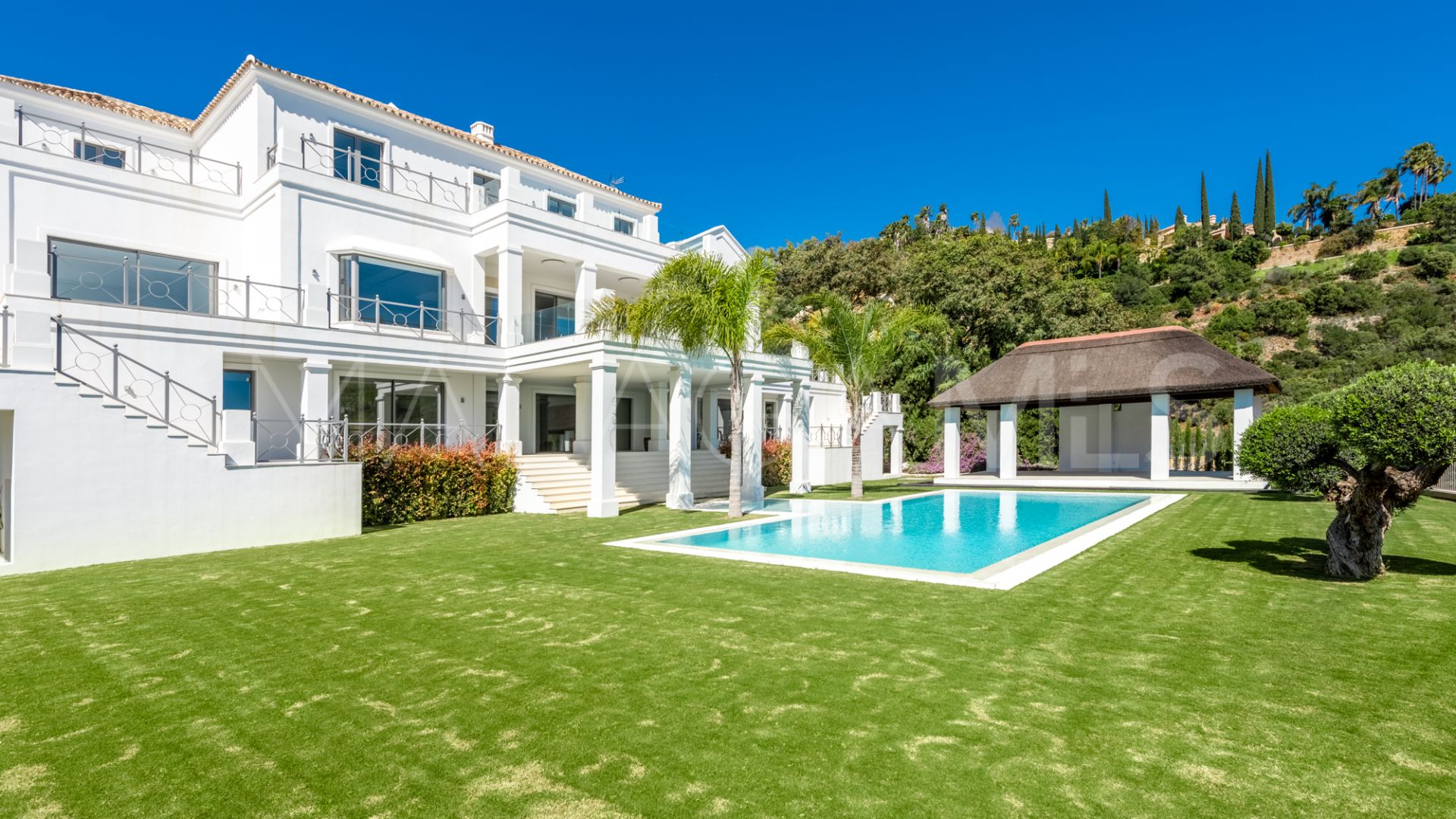 Villa with 5 bedrooms for sale in El Madroñal