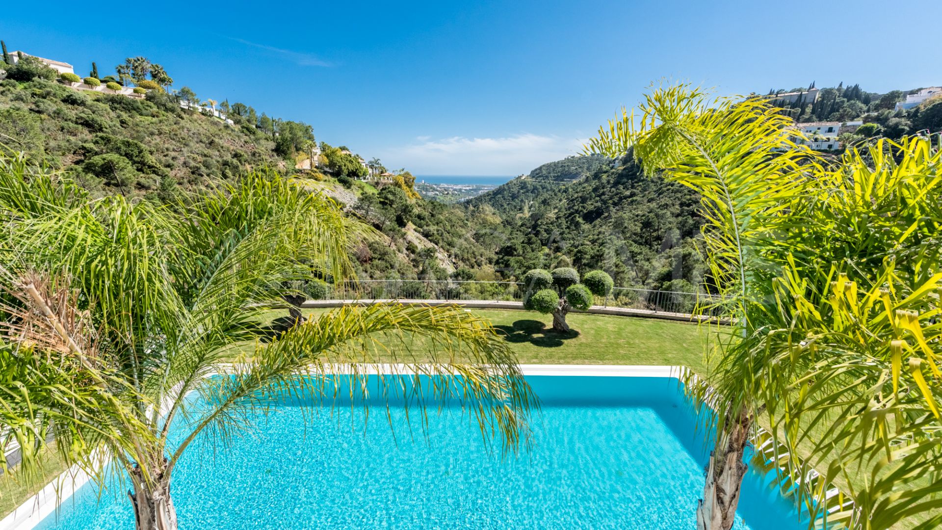 Villa with 5 bedrooms for sale in El Madroñal