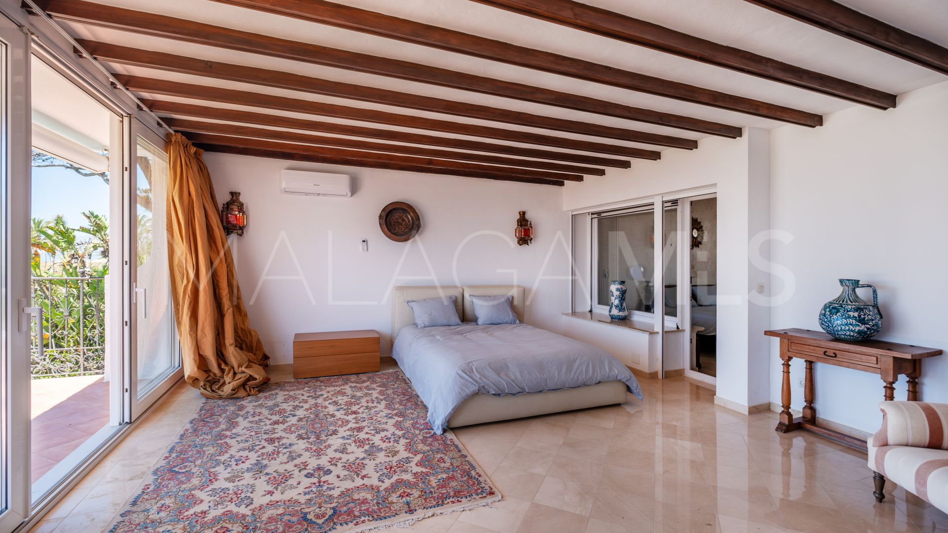 La Reserva de los Monteros villa for sale