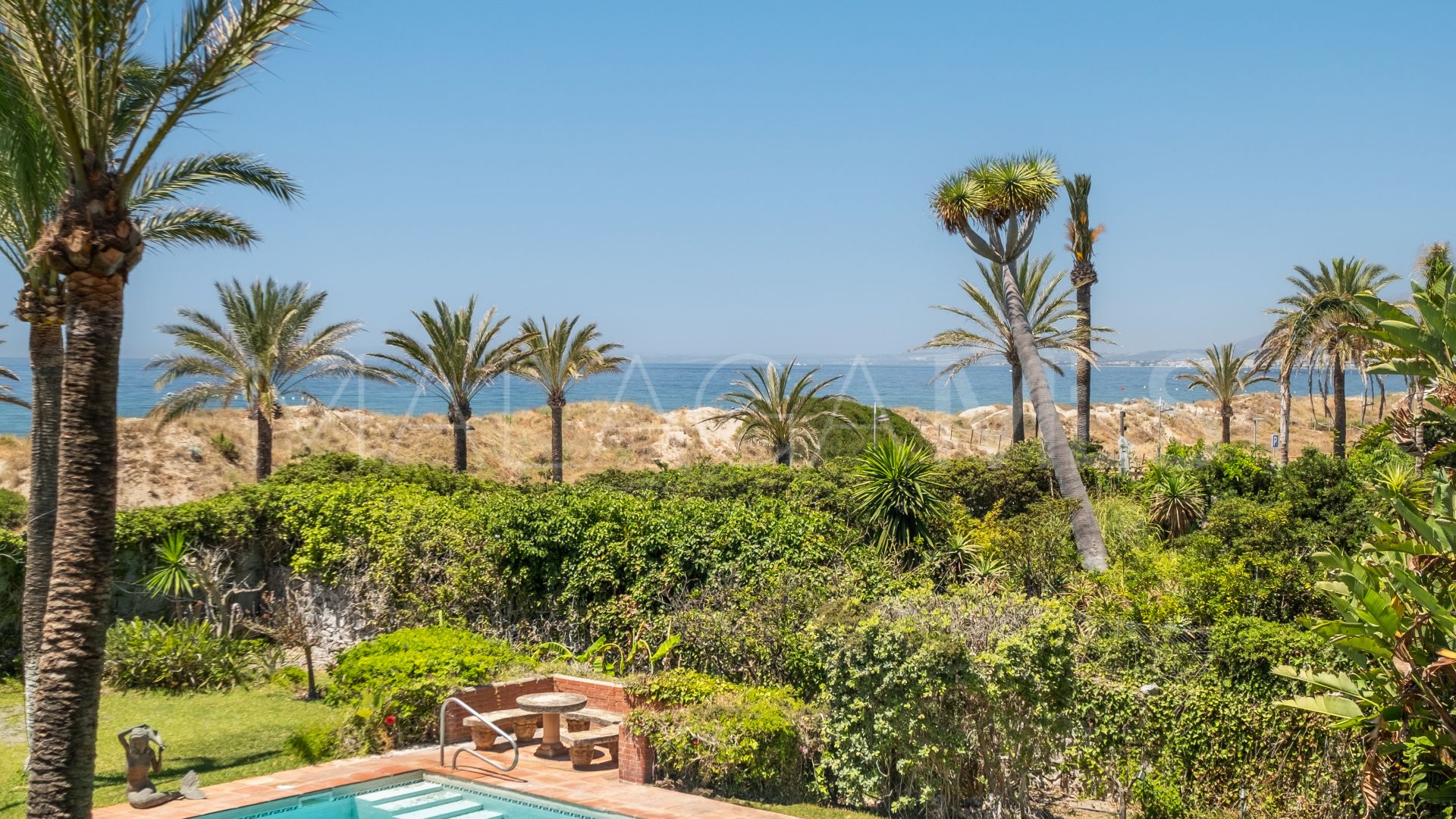 La Reserva de los Monteros villa for sale